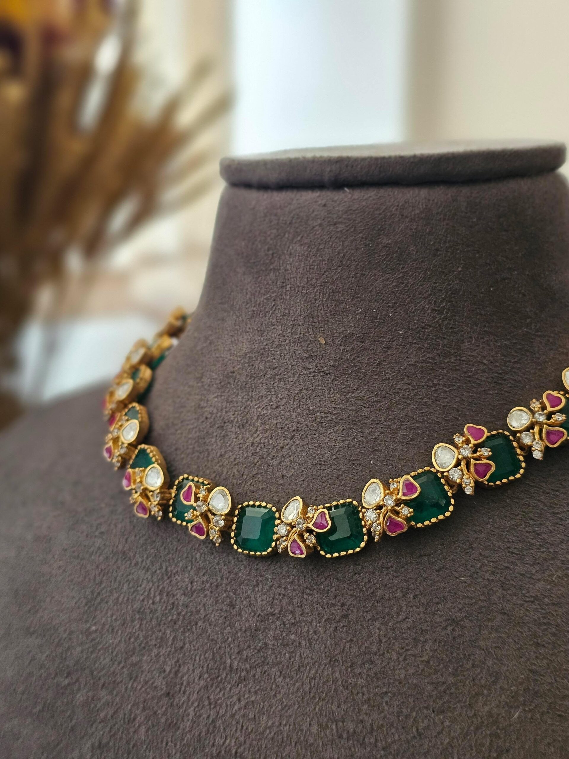 Nazm Delicate Neckalce Thumbnail