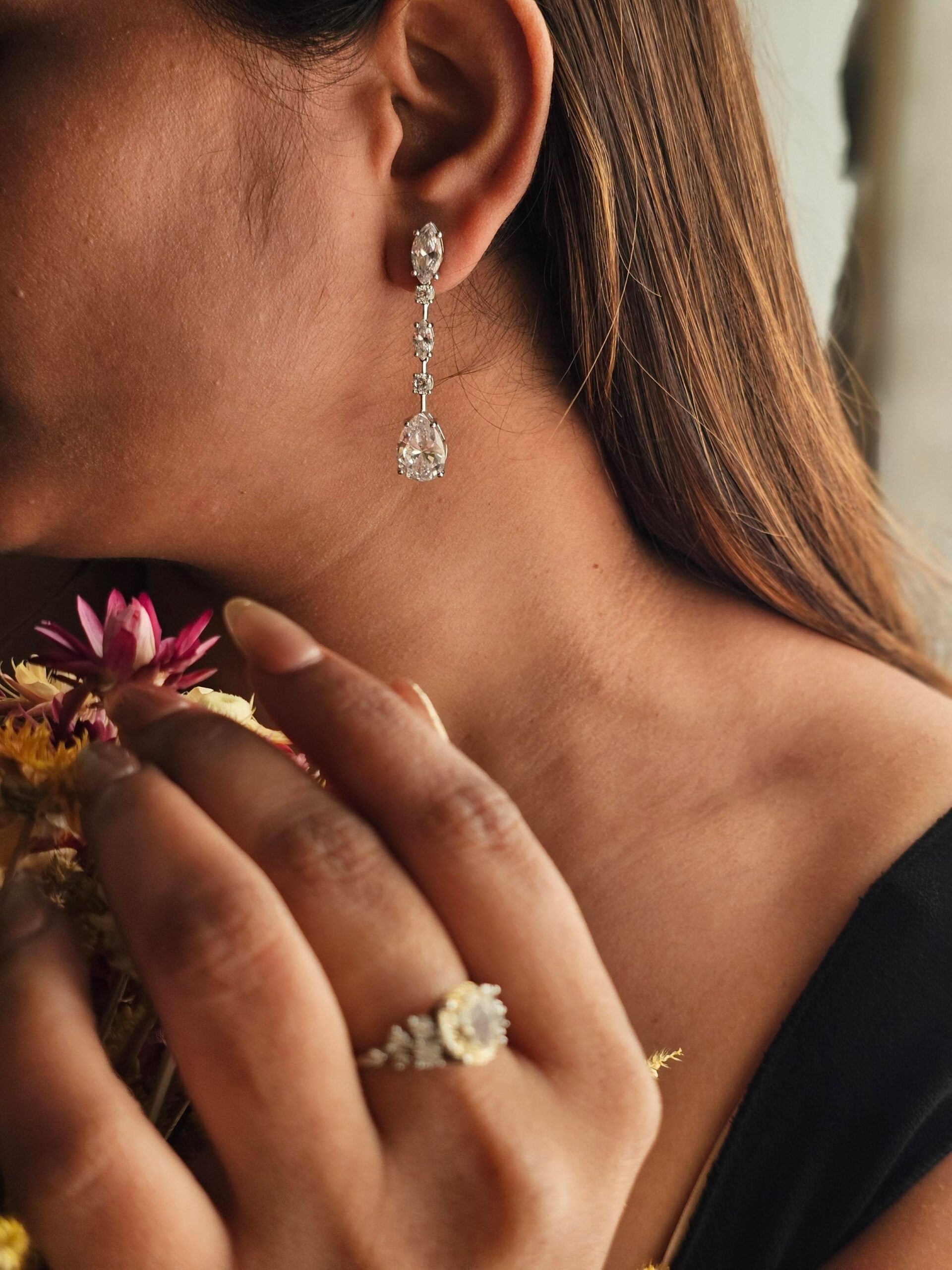 Zane statement earrings Thumbnail