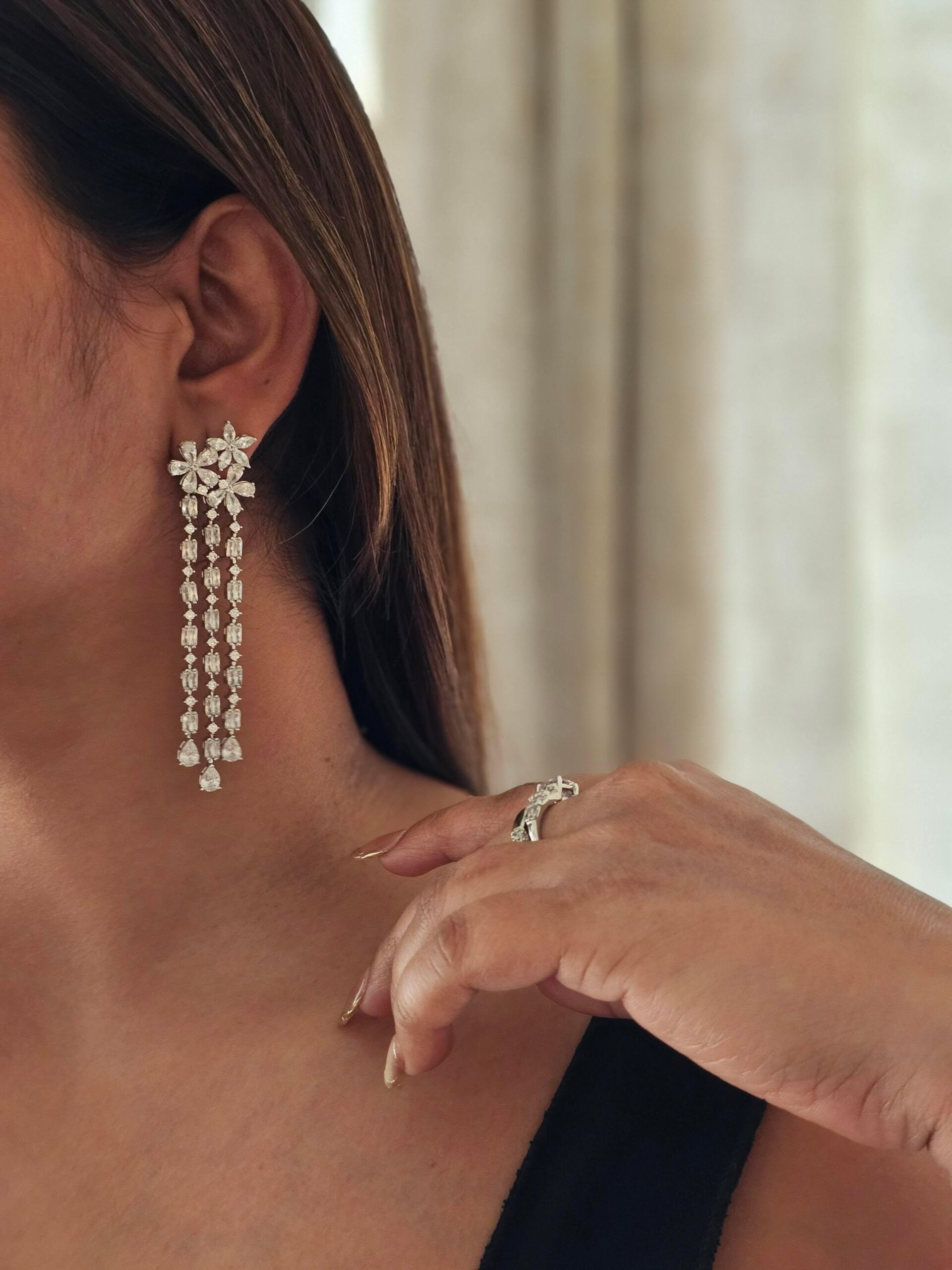 Remi statement earrings Thumbnail