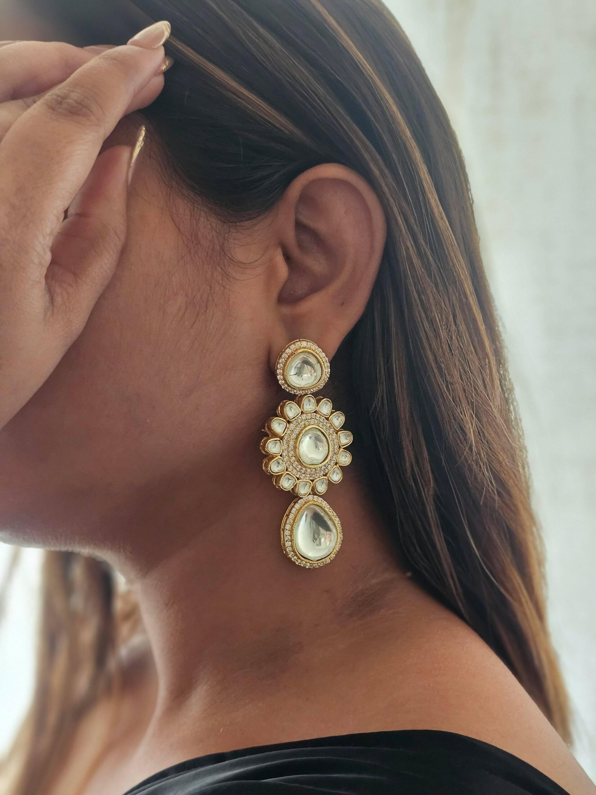 Julie Polki Earring Thumbnail