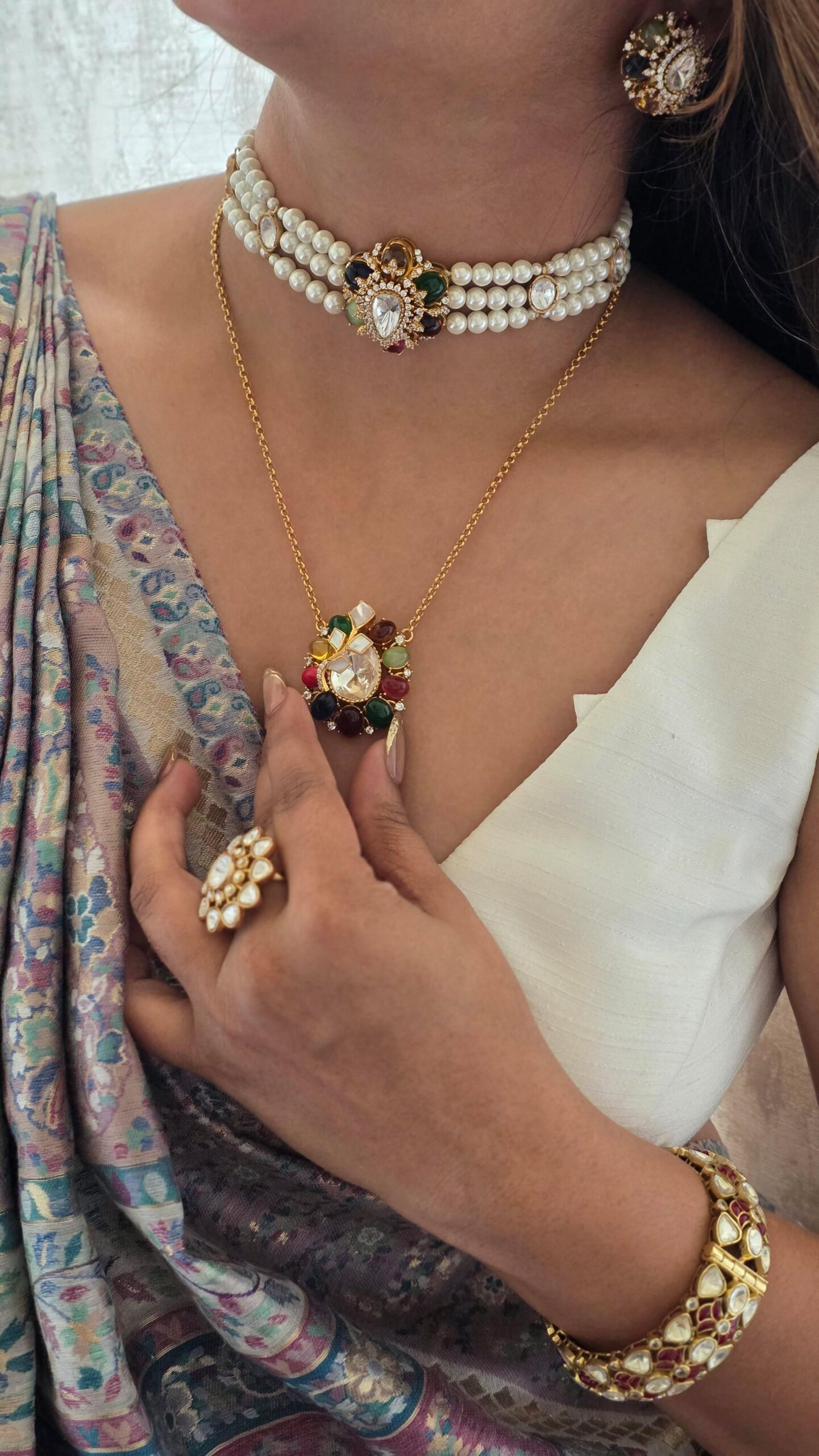 Juhi Delicate Necklace Thumbnail