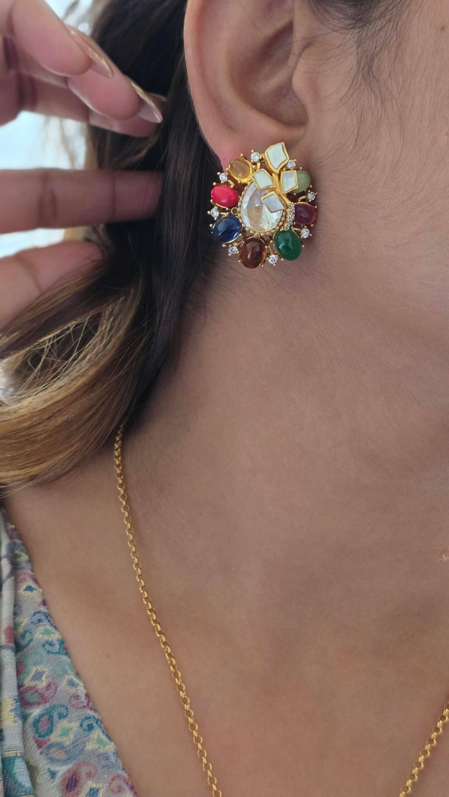 Juhi Delicate Necklace Thumbnail