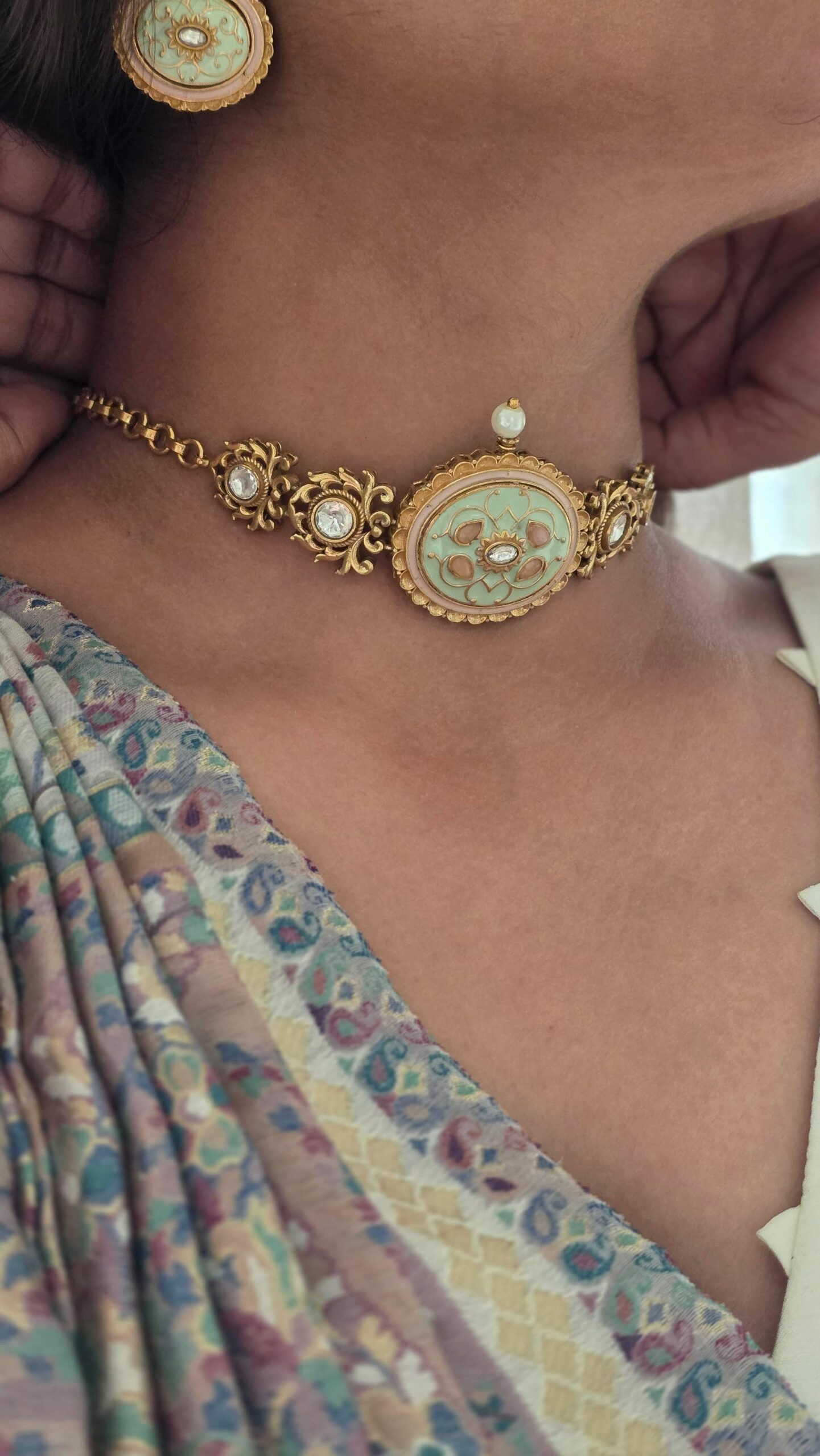 Mitali handcrafted choker Thumbnail