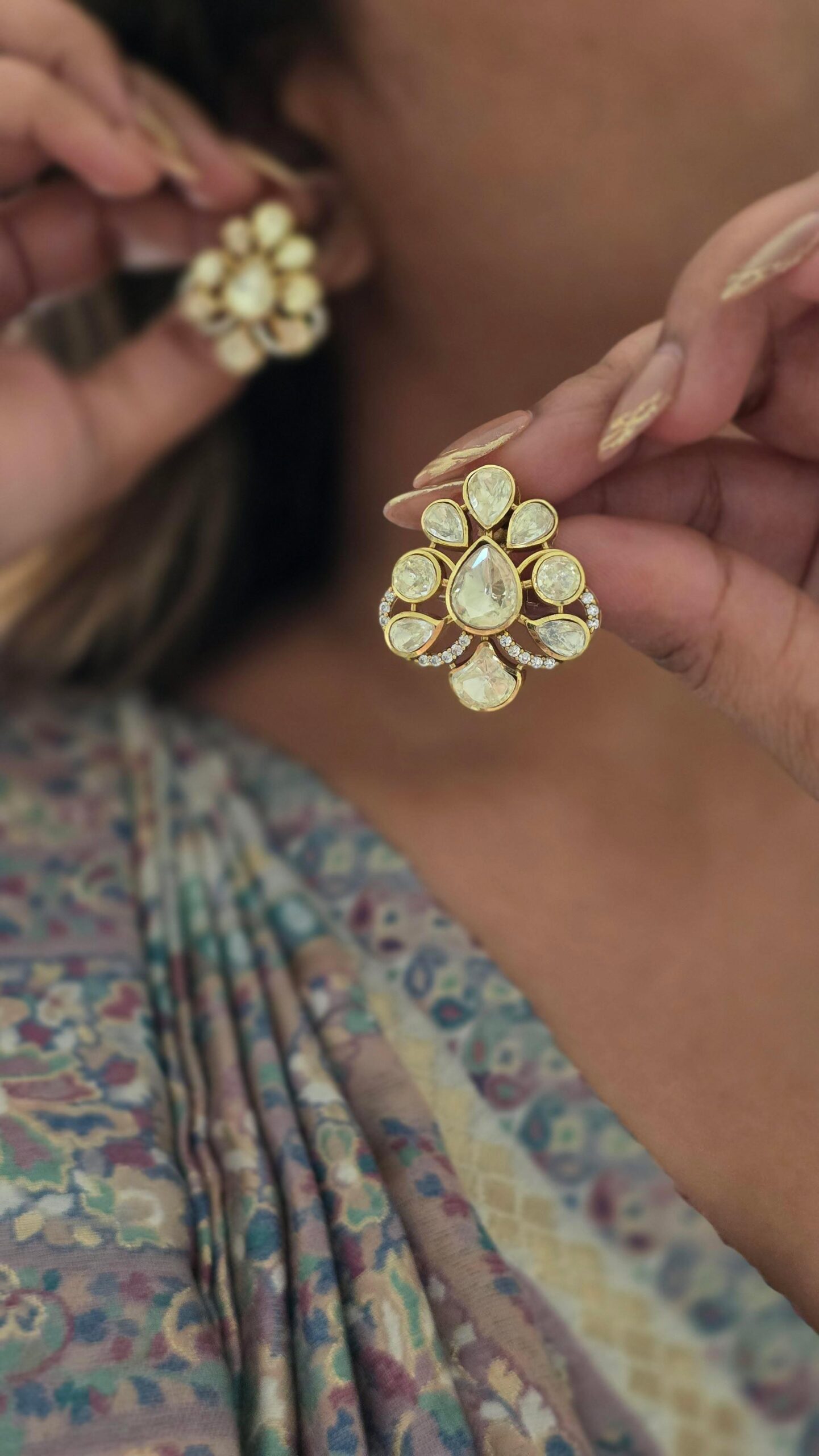 Ada polki studs Thumbnail