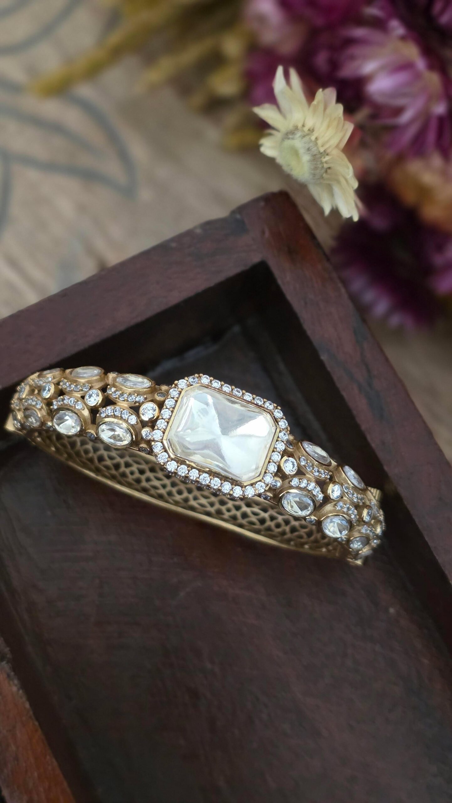 Juhi openable polki kada Thumbnail