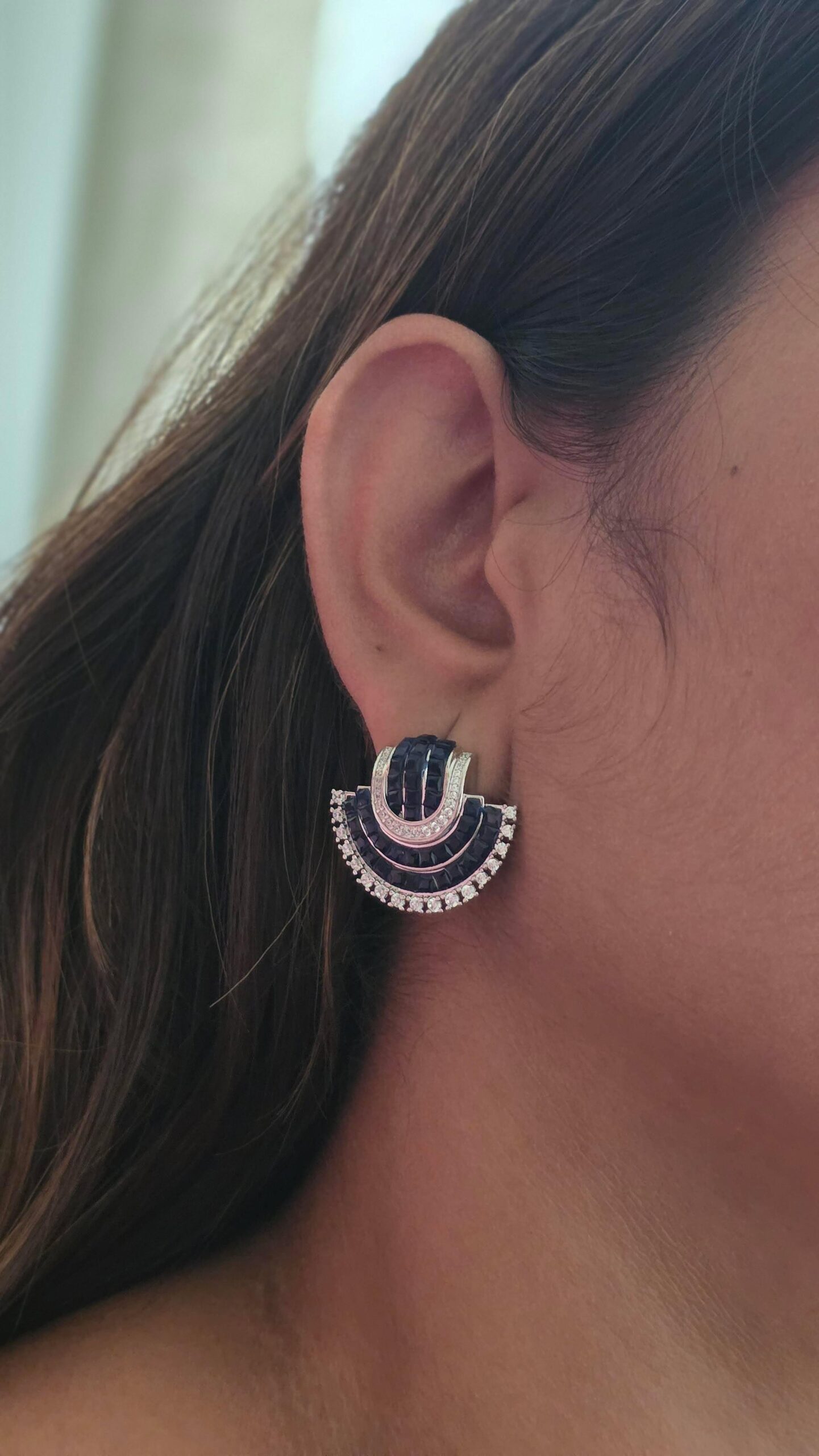 Joanie earrings Thumbnail
