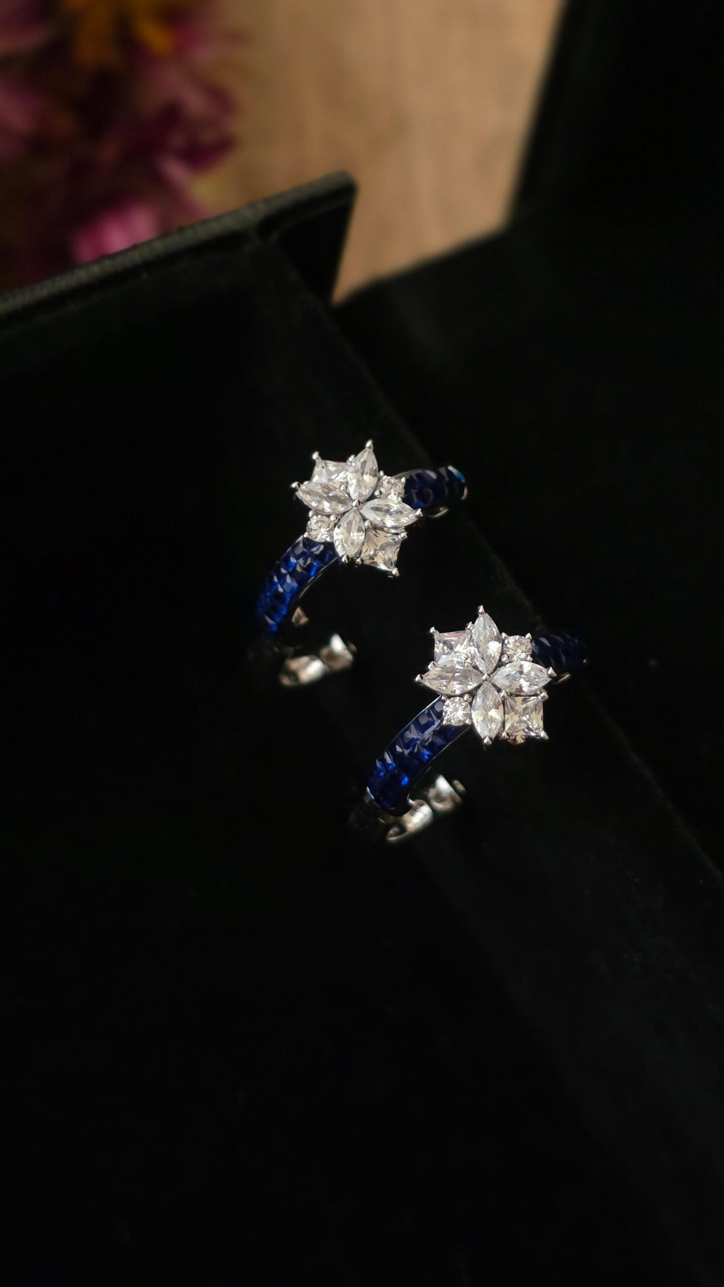 Sadie earrings Thumbnail