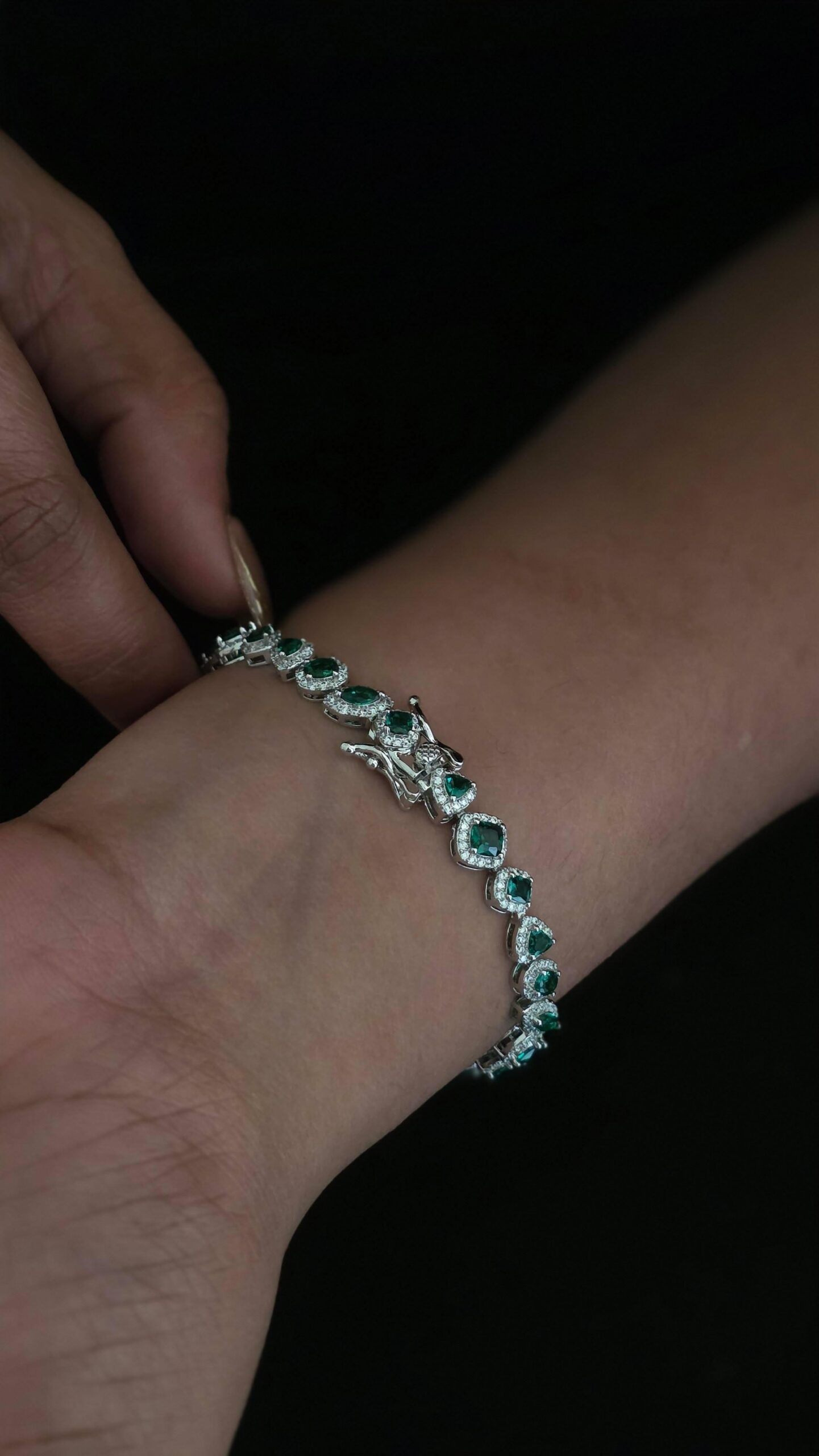 Aviva bracelet Thumbnail