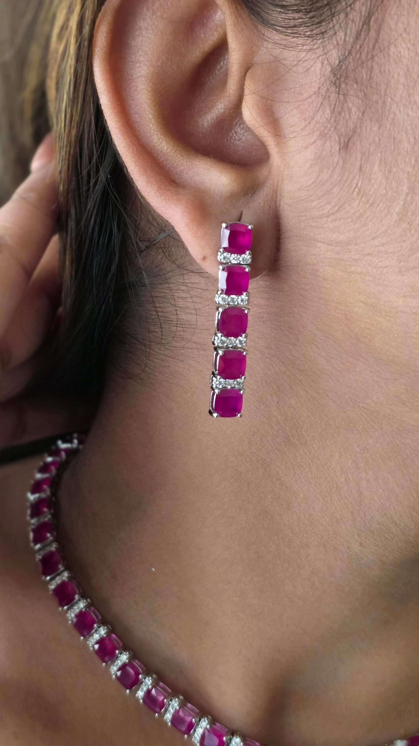 Helena statement necklace Thumbnail