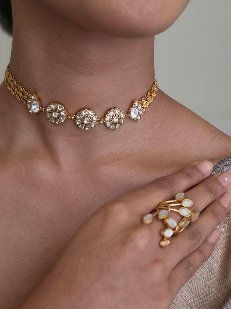 Phool Handcrafted Delicate Choker Thumbnail