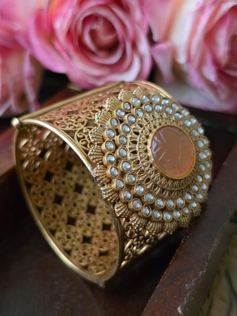 Jaia Handcrafted cuff Thumbnail