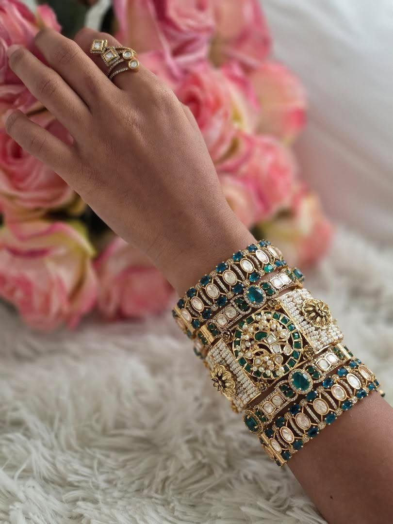 Javeri openable polki bangles Thumbnail