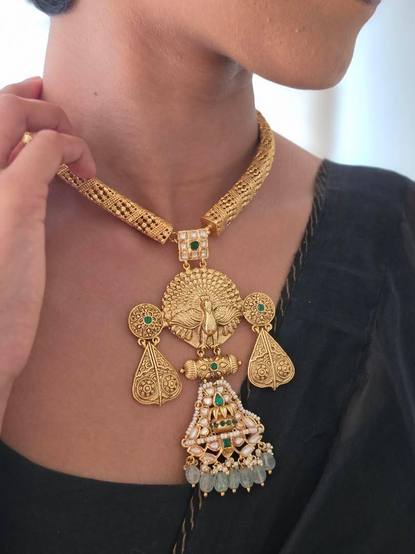 Charita handcrafted necklace Thumbnail