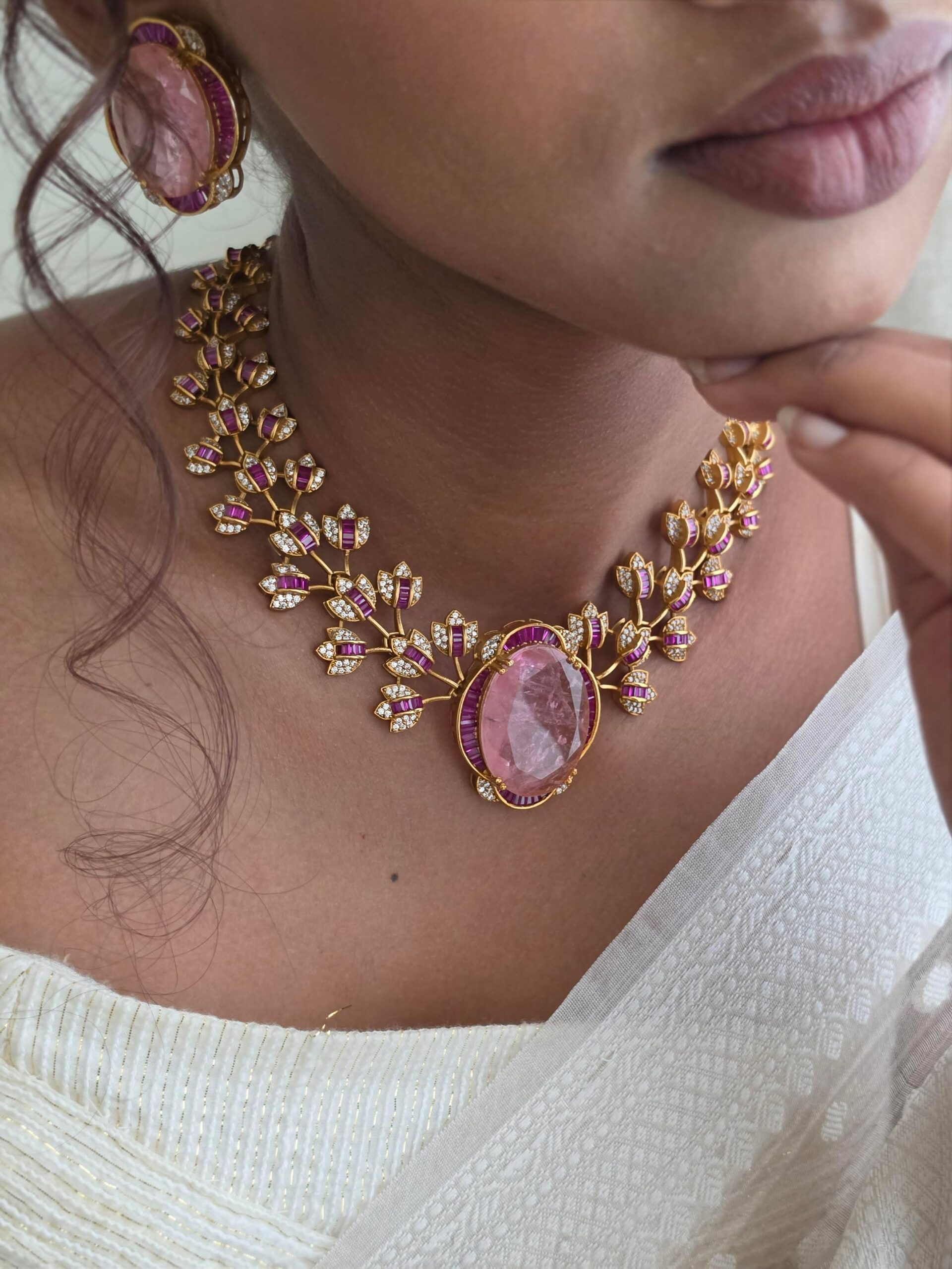 Rossie semi precious quartz necklace Thumbnail