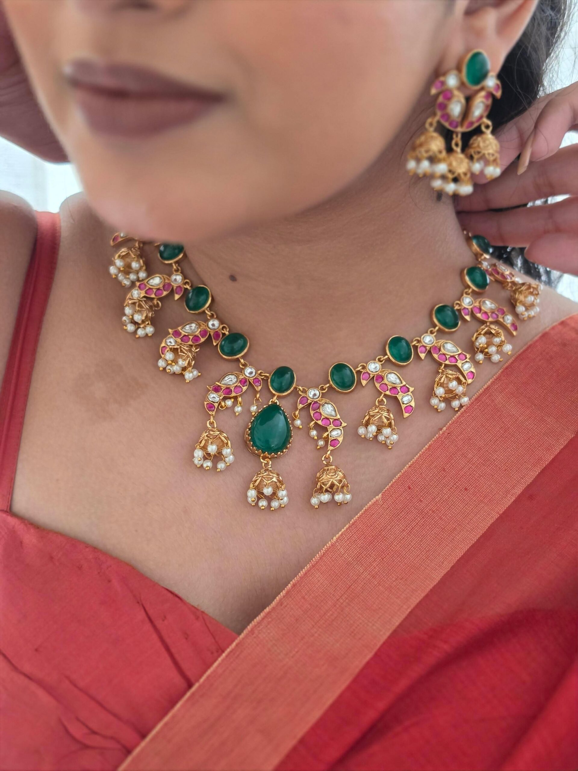 Vaishnavi quartz and polki necklace Thumbnail