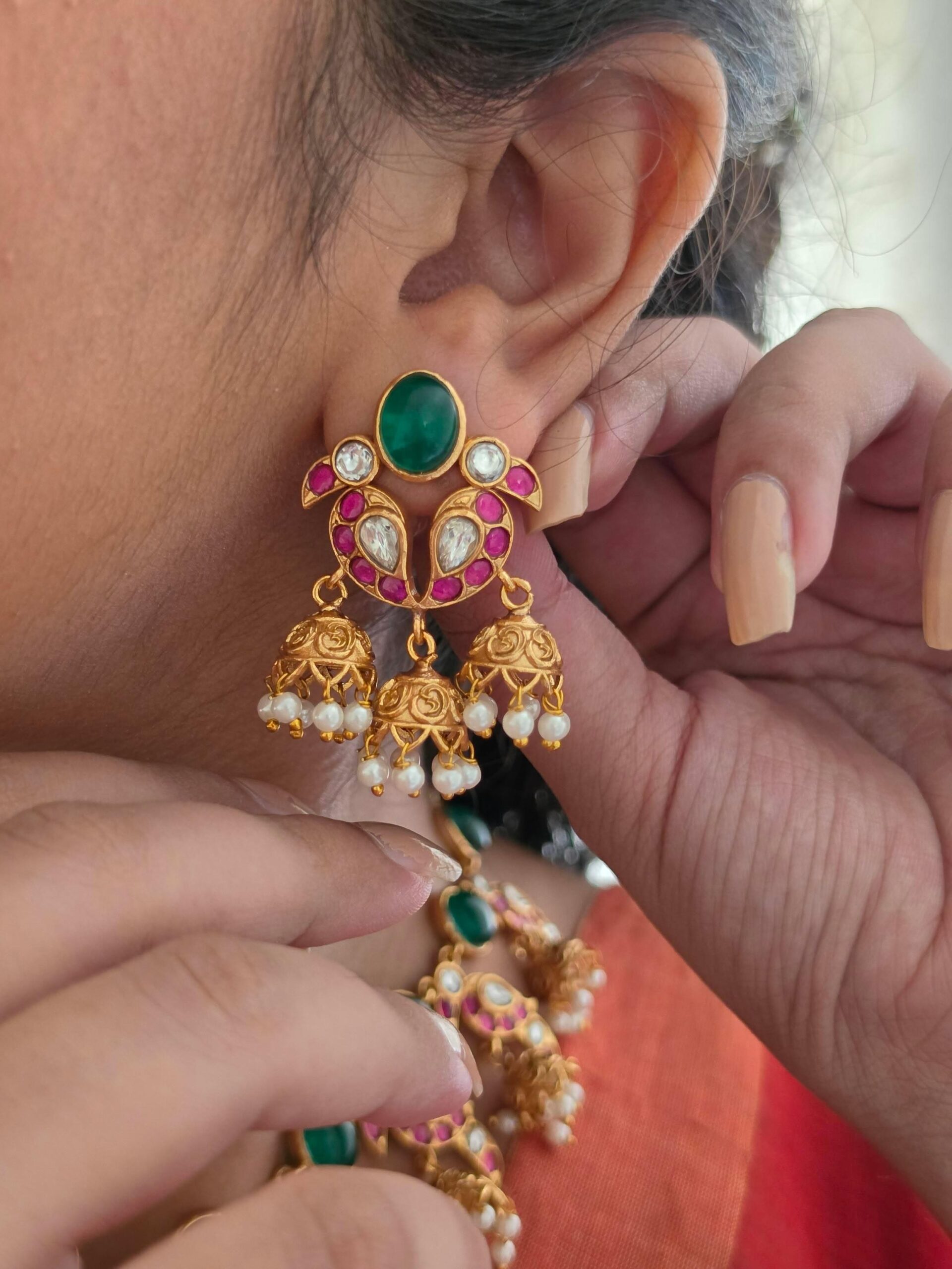 Vaishnavi quartz and polki necklace Thumbnail
