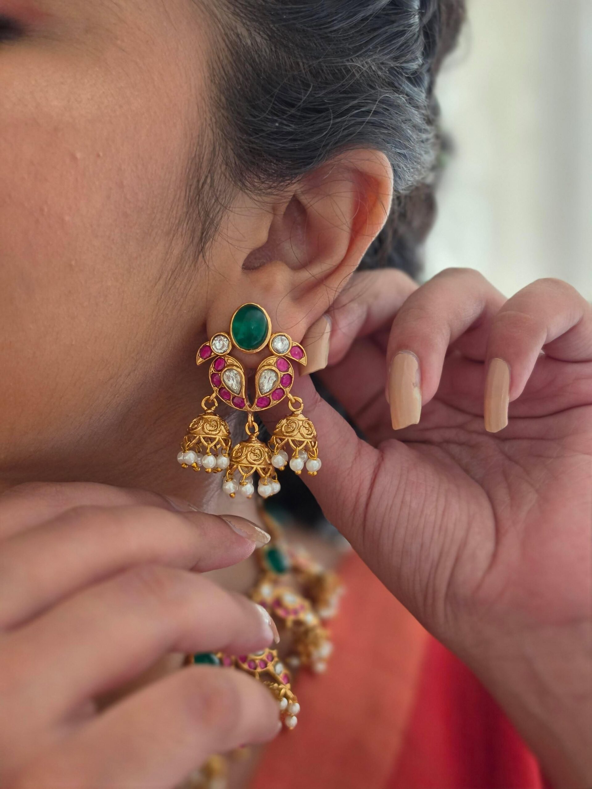 Vaishnavi quartz and polki necklace Thumbnail