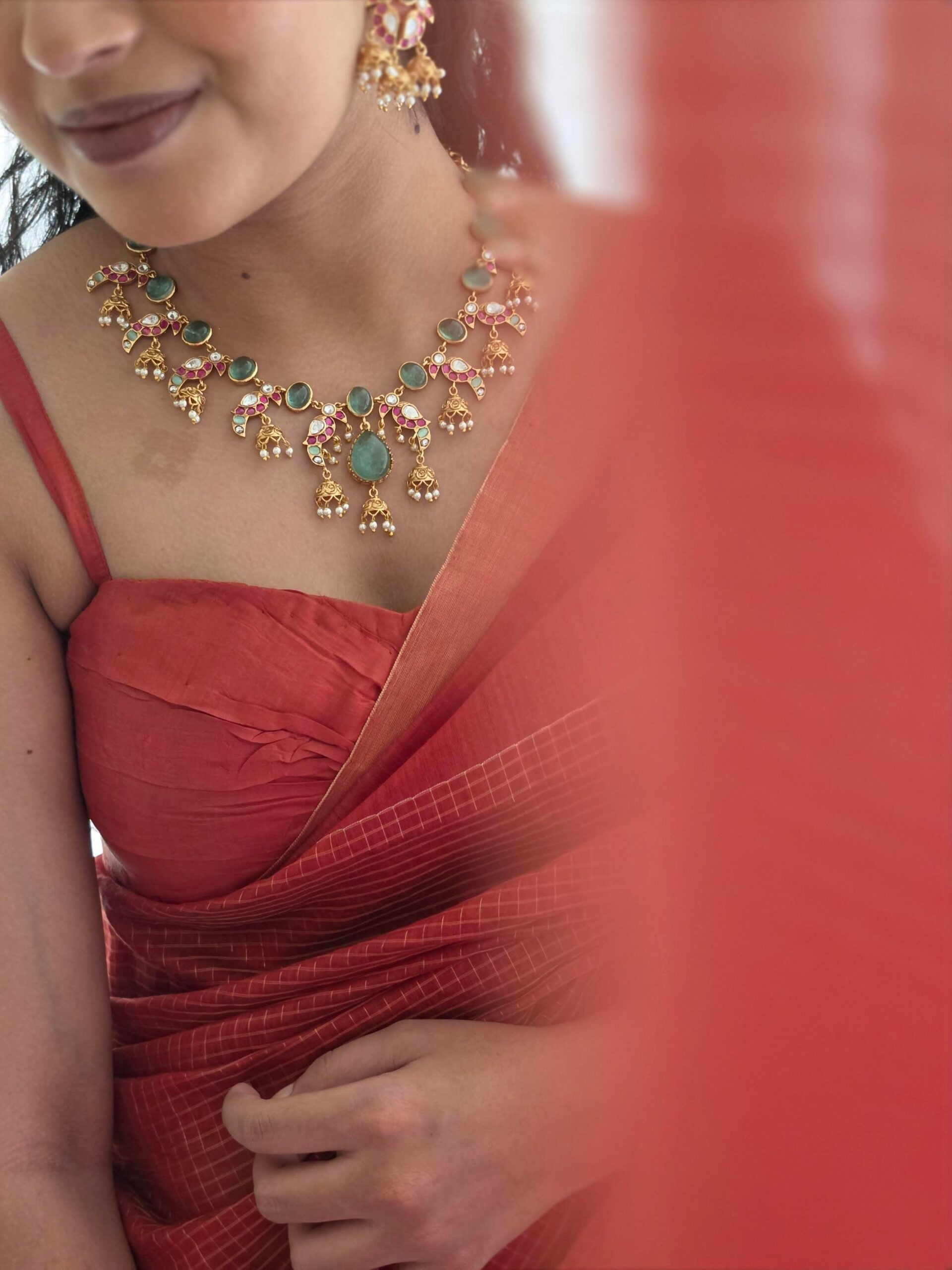 Vaishnavi quartz and polki necklace Thumbnail