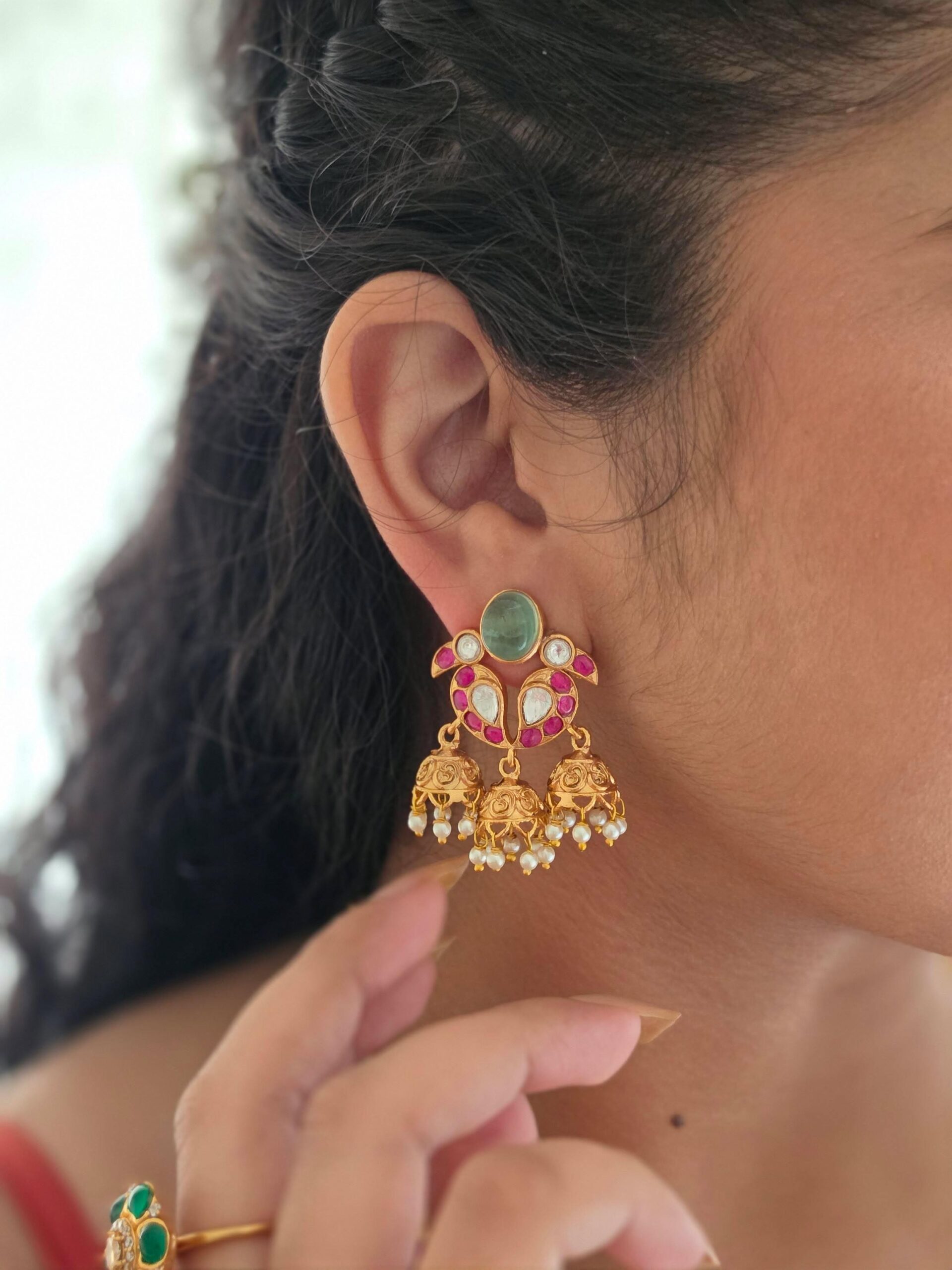 Vaishnavi quartz and polki necklace Thumbnail