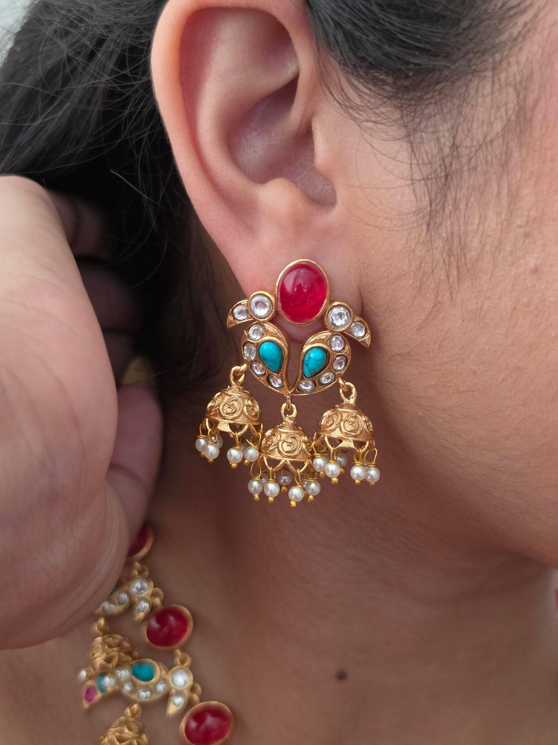 Vaishnavi quartz and polki necklace Thumbnail
