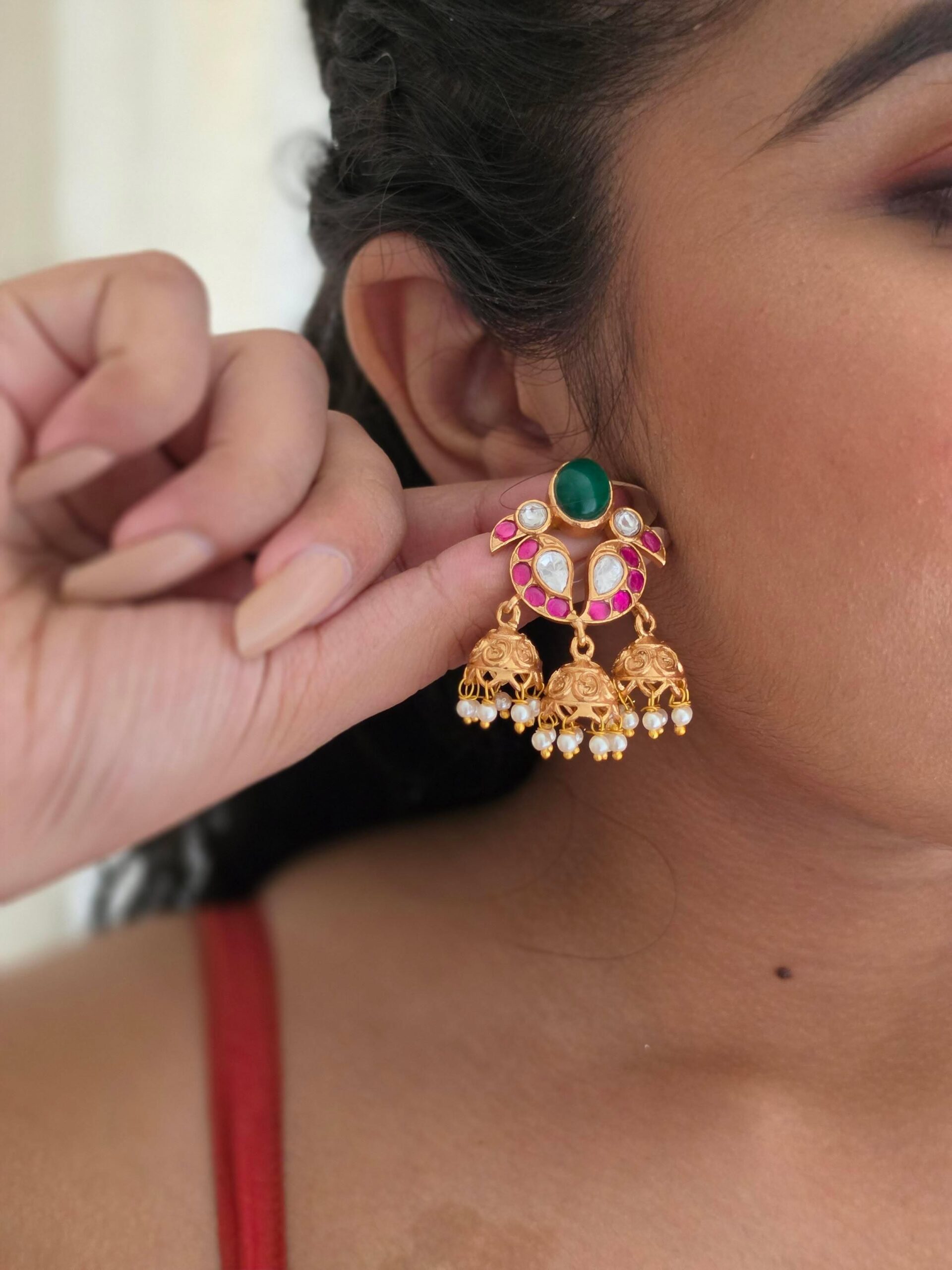Vaishnavi quartz polki necklace Thumbnail