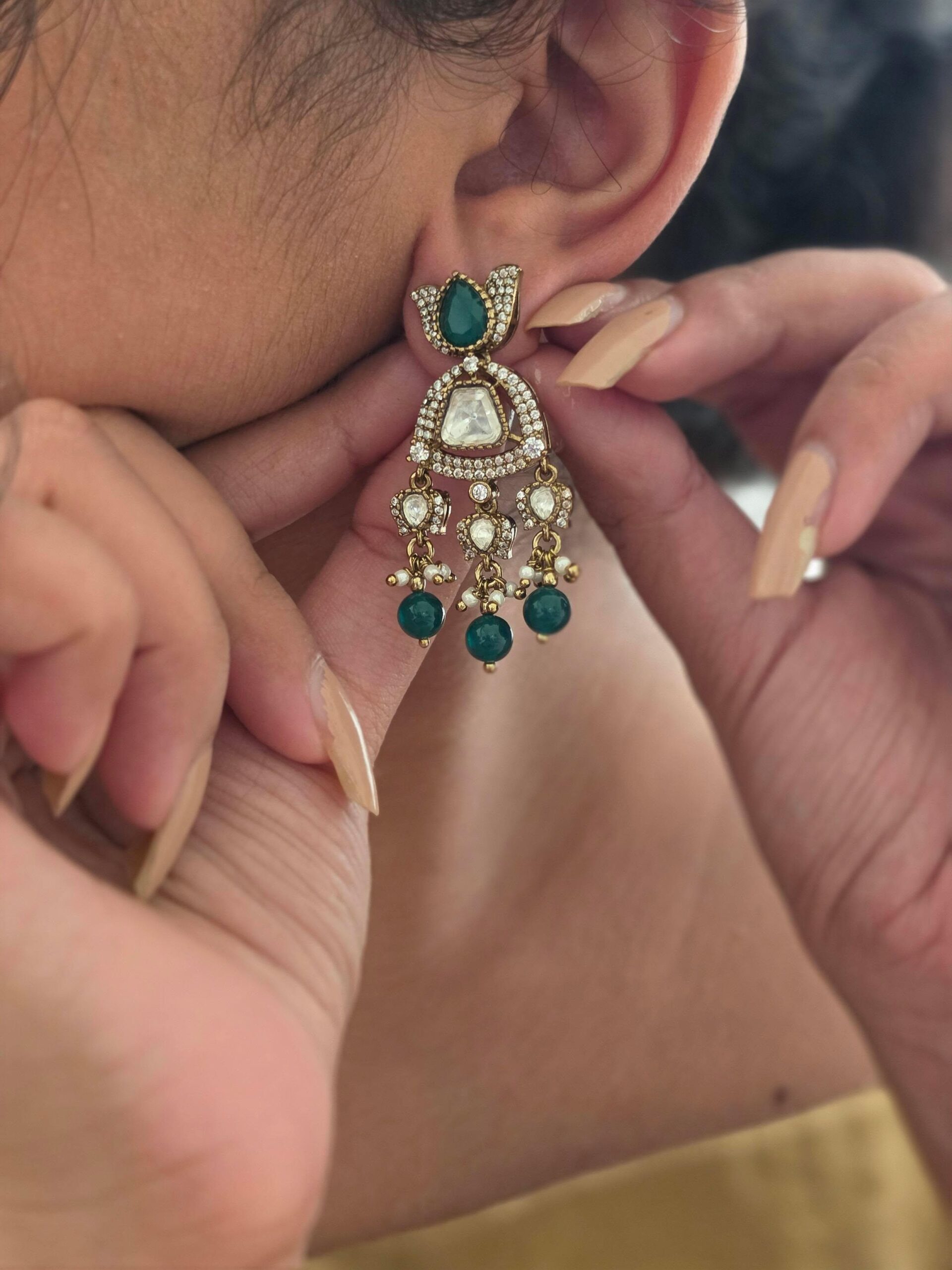 Ishita polki and pearl earrings Thumbnail