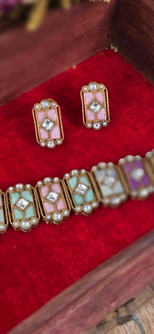 Meher handcrafted choker Thumbnail
