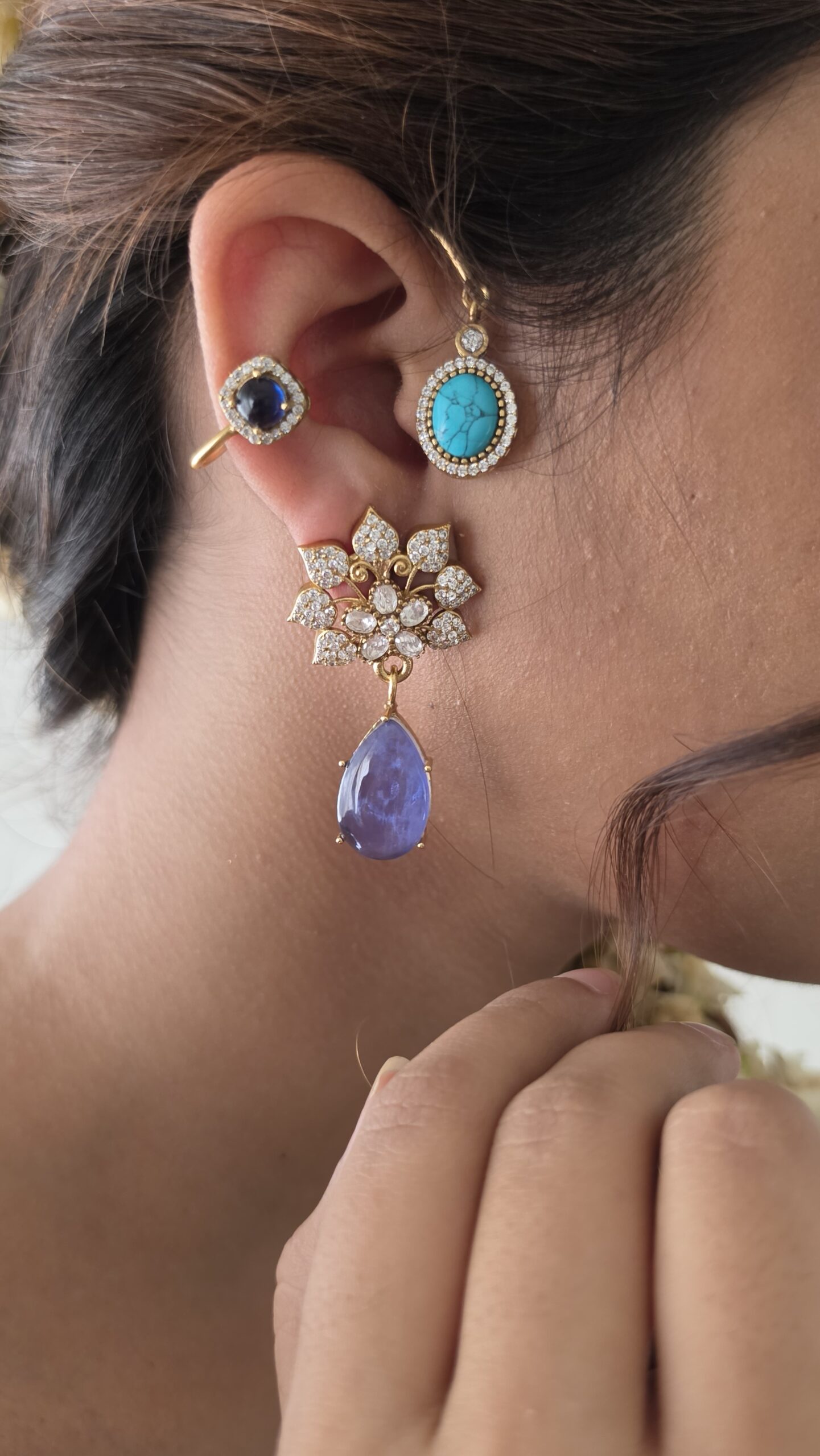Ansa semi precious stone Earcuffs Thumbnail