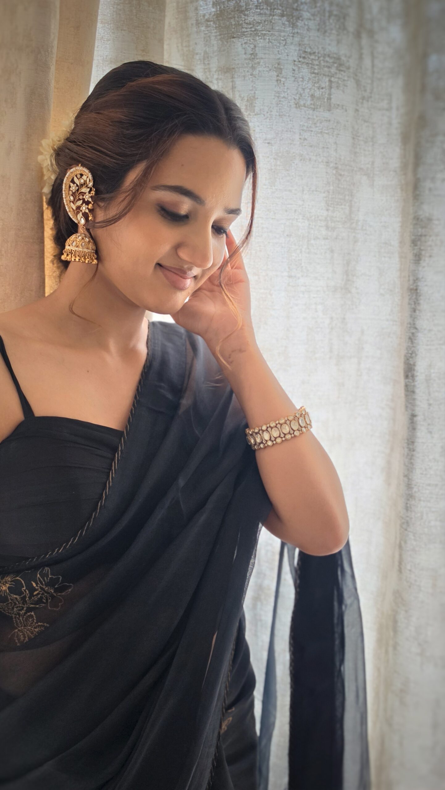 Zinsha handcrafted Earcuff Thumbnail