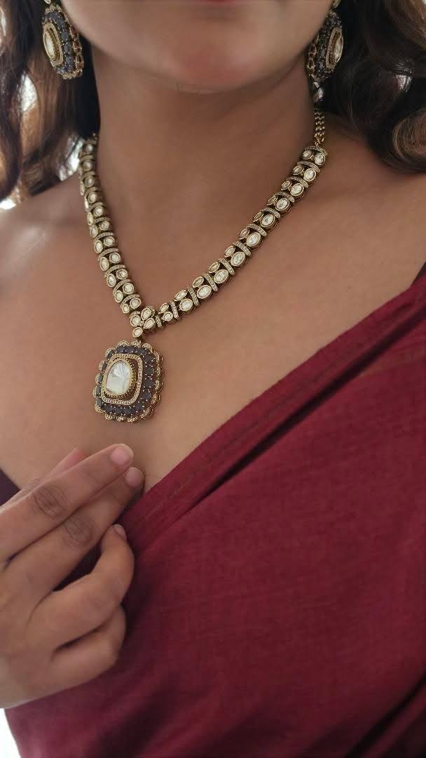Alina polki necklace Thumbnail