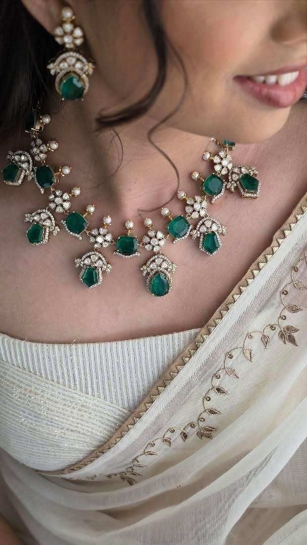 Sia quartz and polki necklace Thumbnail