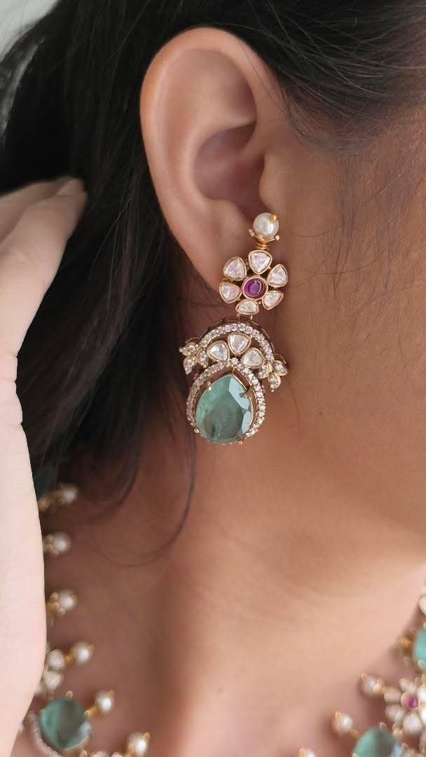 Sia quartz and polki necklace Thumbnail