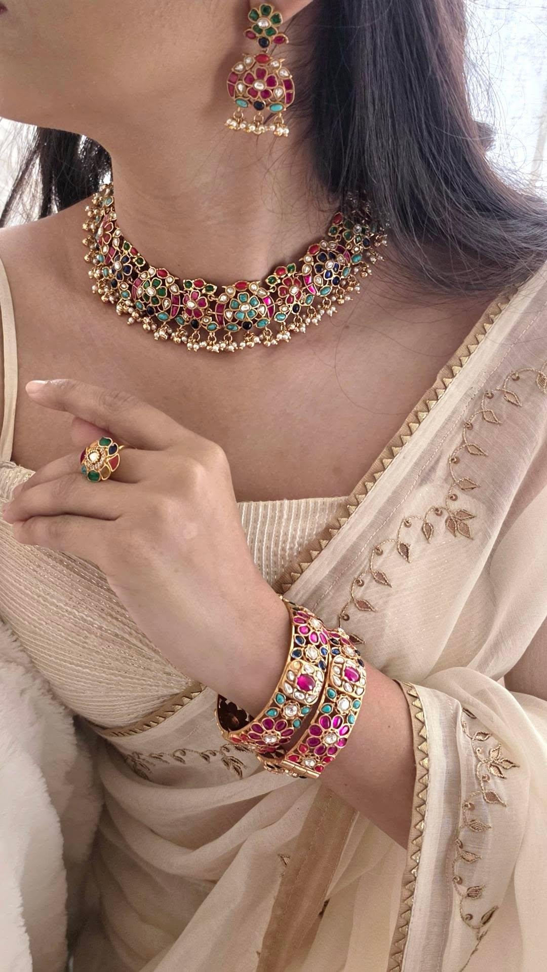 Viana handcrafted necklace Thumbnail