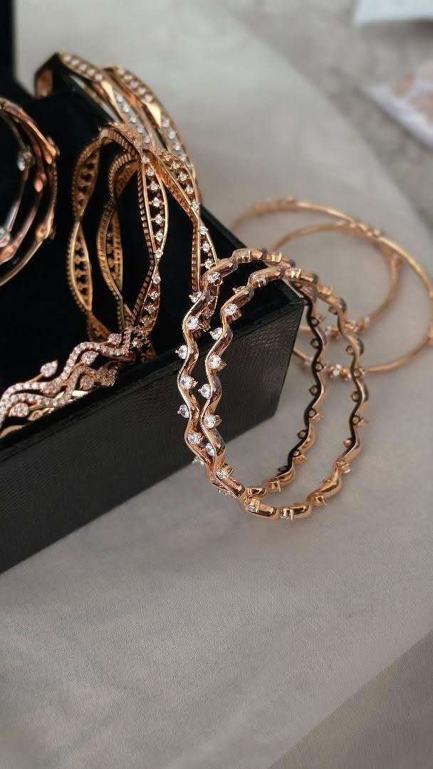 Mara delicate bangles Thumbnail