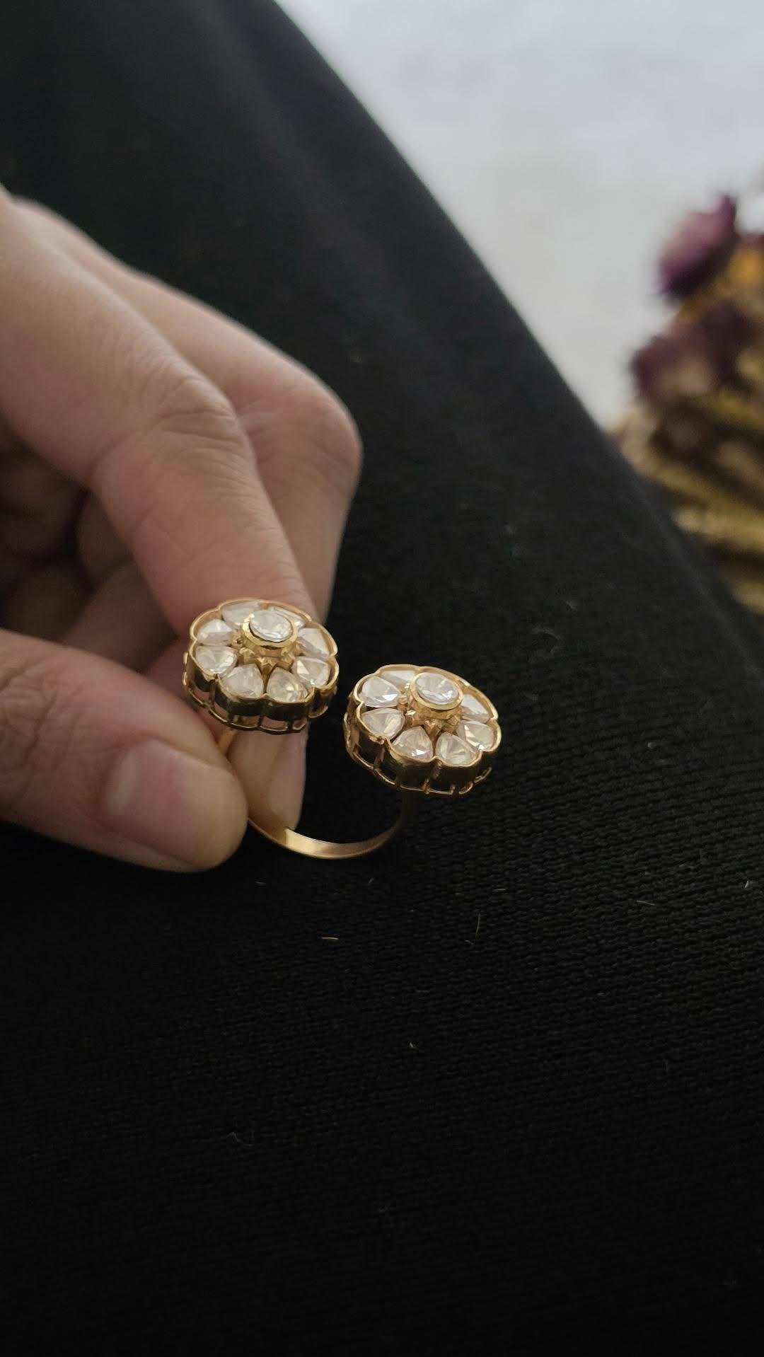 Dhiti twin floral ring Thumbnail