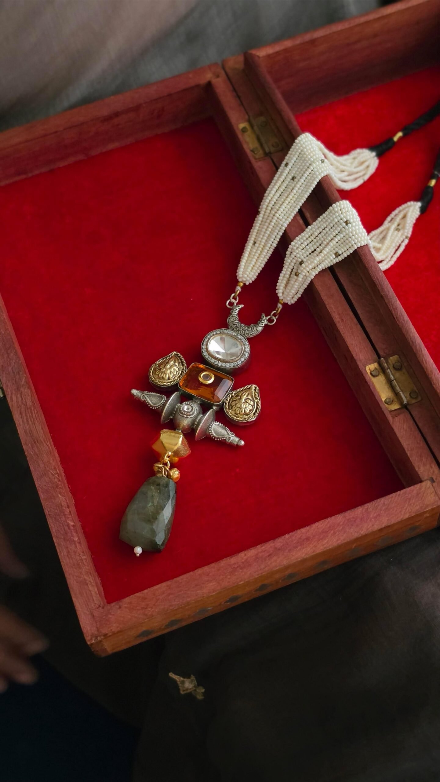Nimrat handcrafted silver necklace Thumbnail