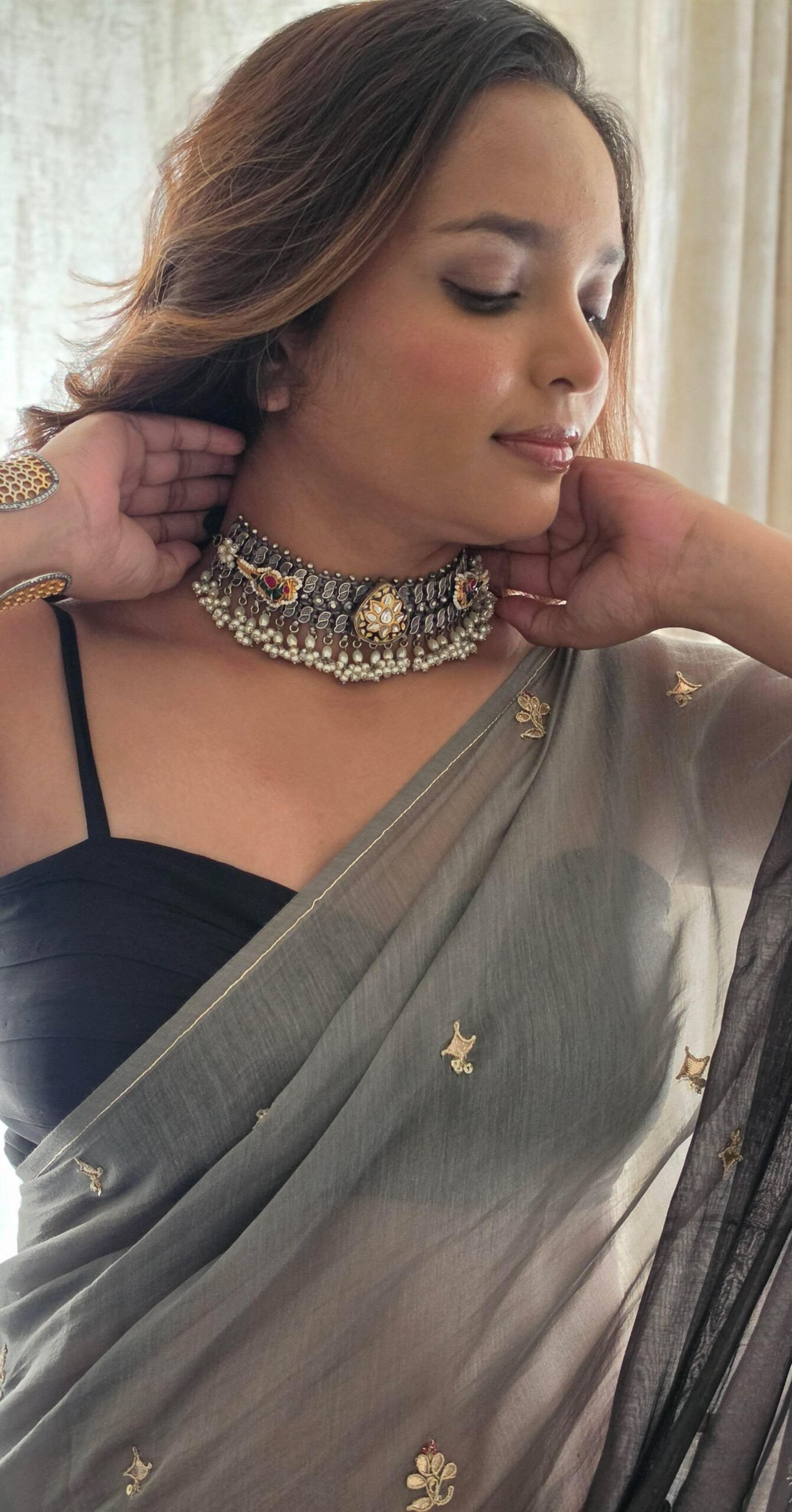 Kashish handcrafted silver choker Thumbnail