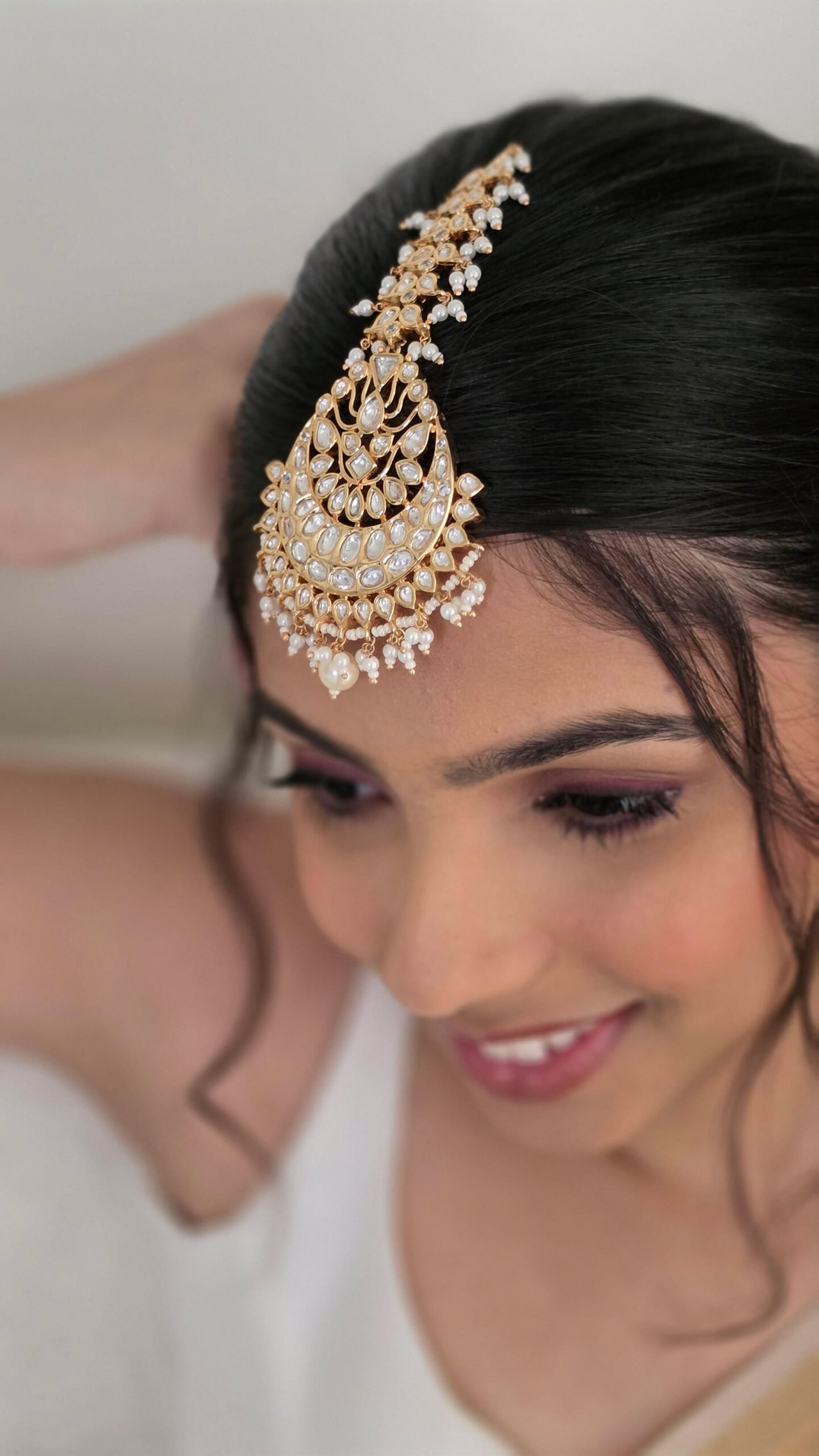 Eshwari polki & pearl Mangtika Thumbnail