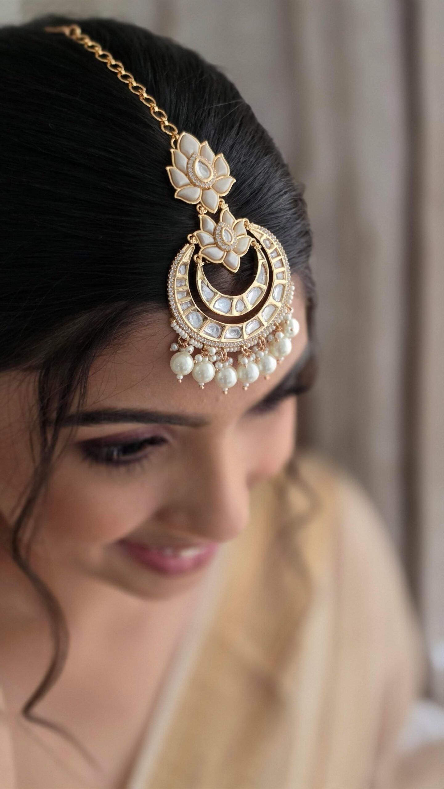 Gayatri polki & pearl Mangtika Thumbnail