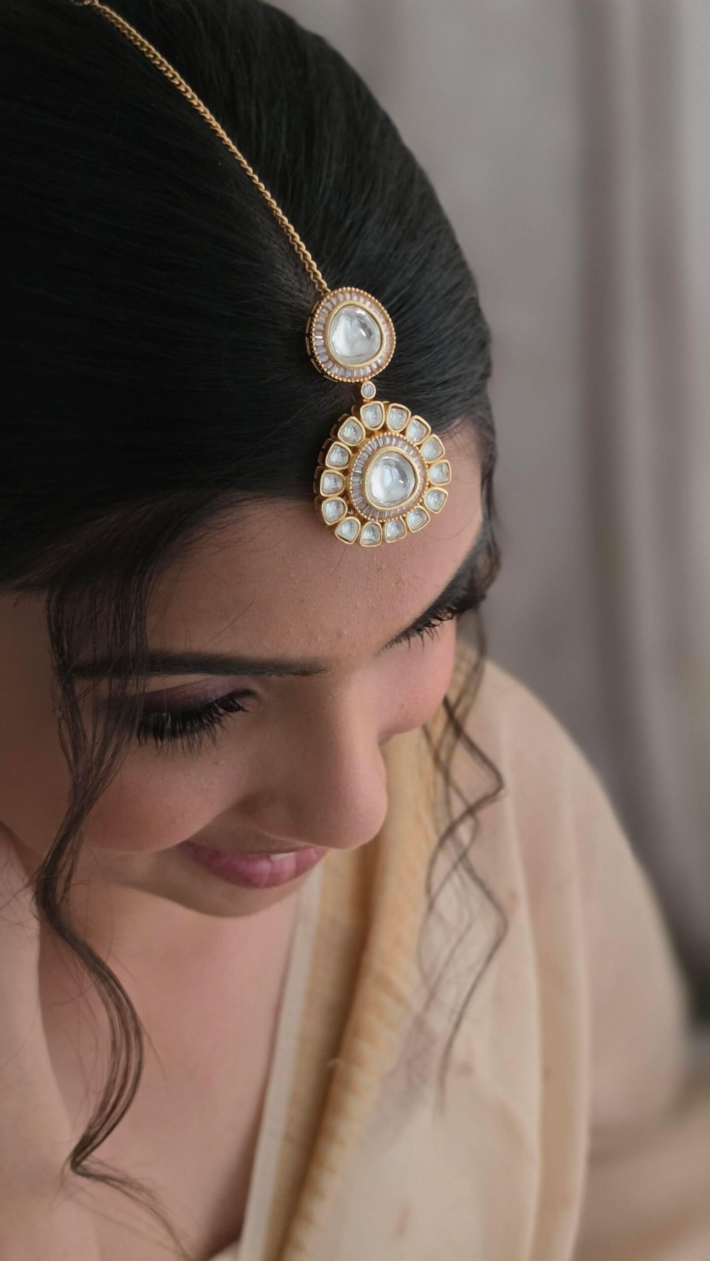 Urvi polki Mangtika Thumbnail