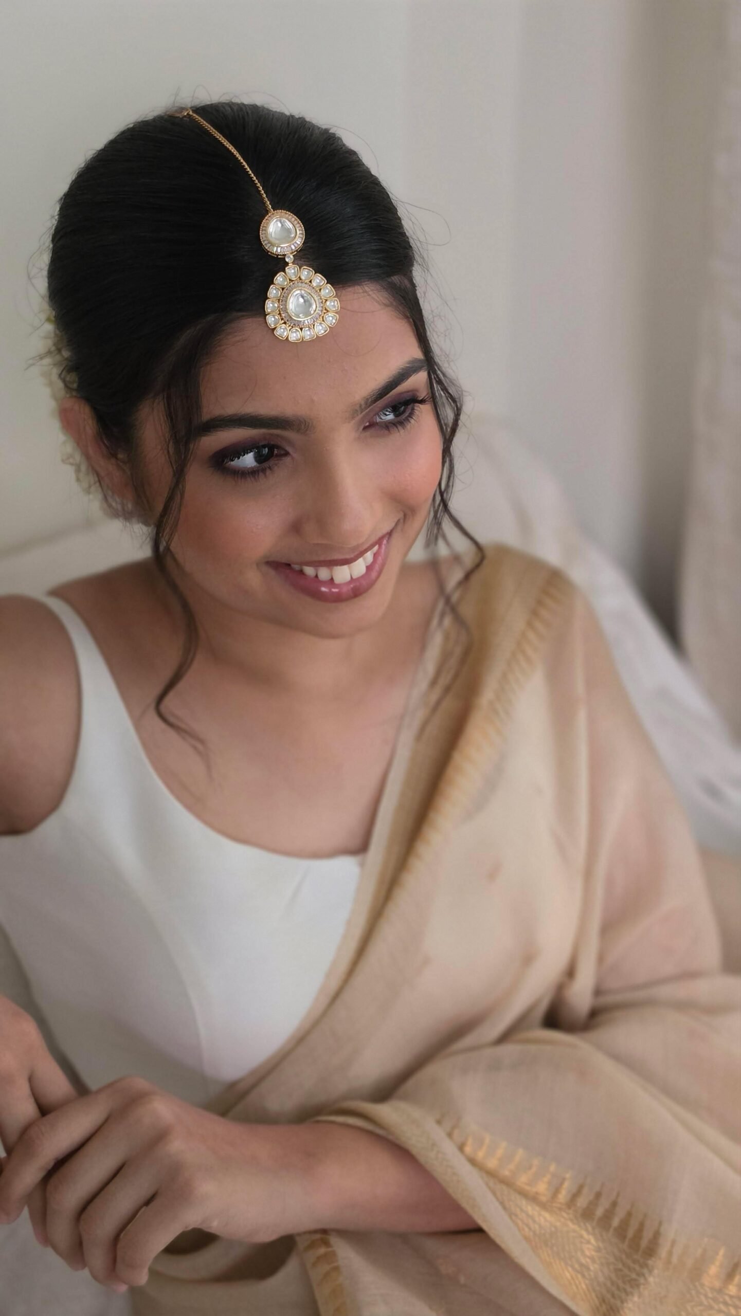 Urvi polki Mangtika Thumbnail
