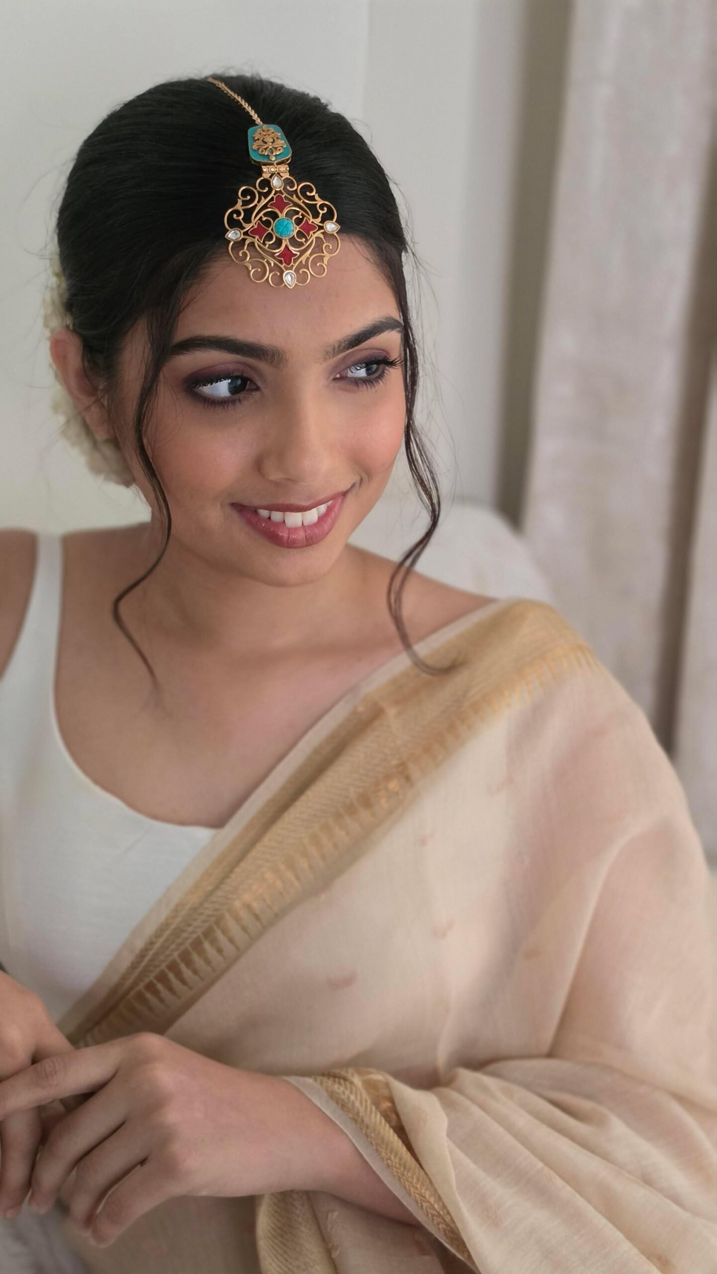 Amiara handcrafted Mangtika Thumbnail