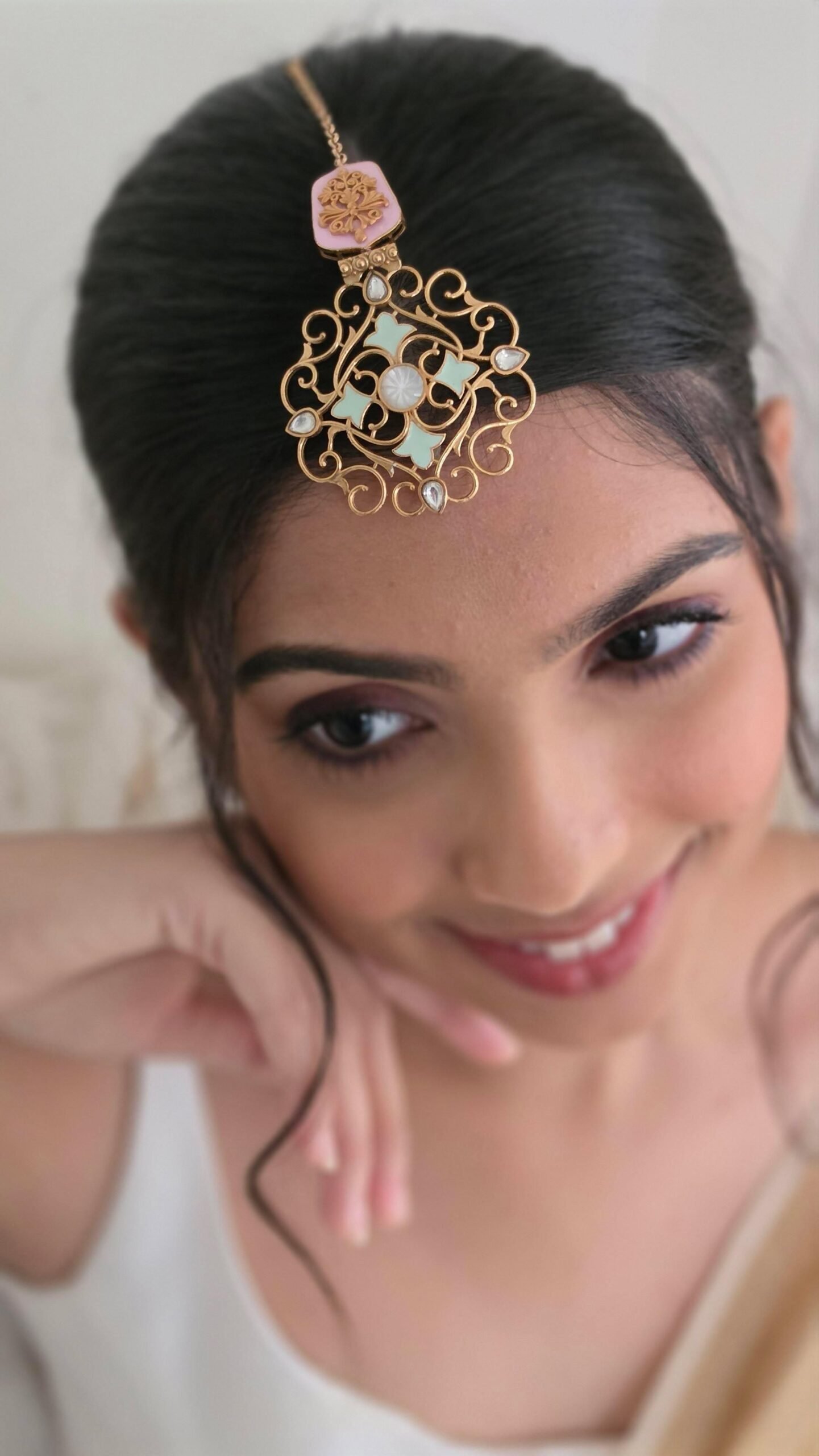 Amiara handcrafted Mangtika Thumbnail