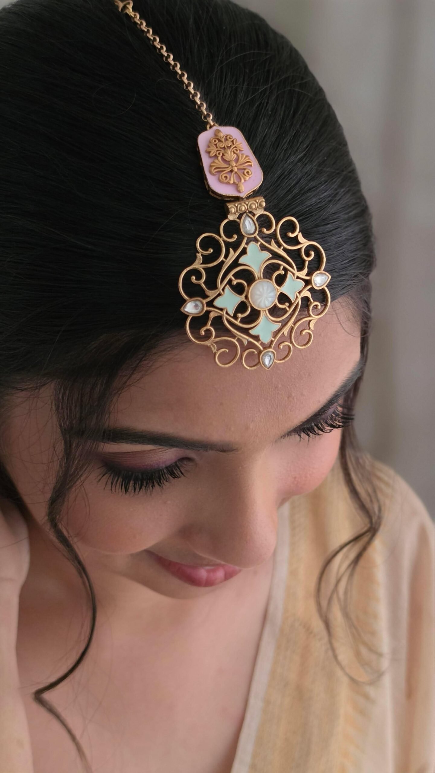 Amiara handcrafted Mangtika Thumbnail