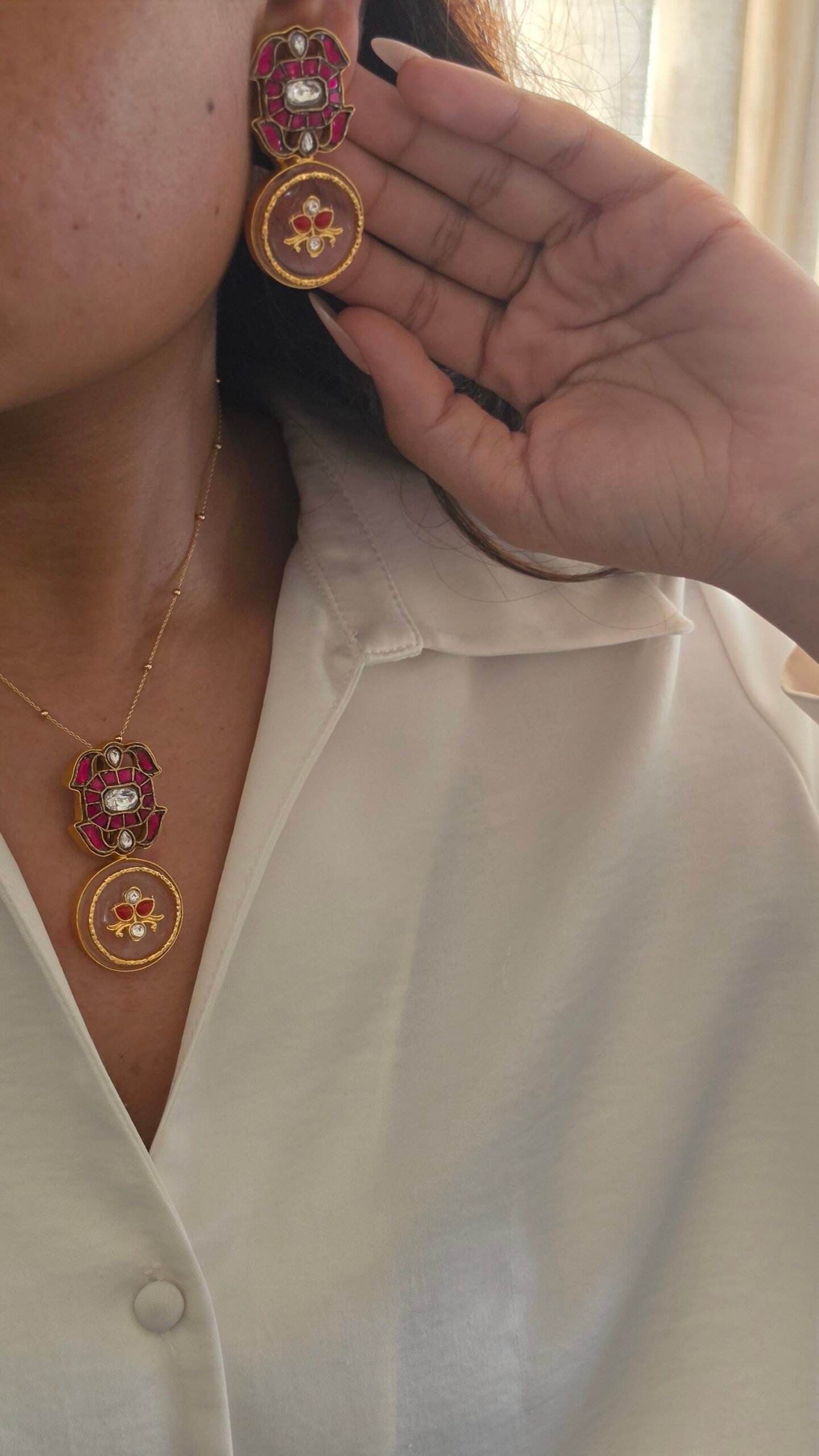 Tia semi-precious stone Pendent with earrings Thumbnail