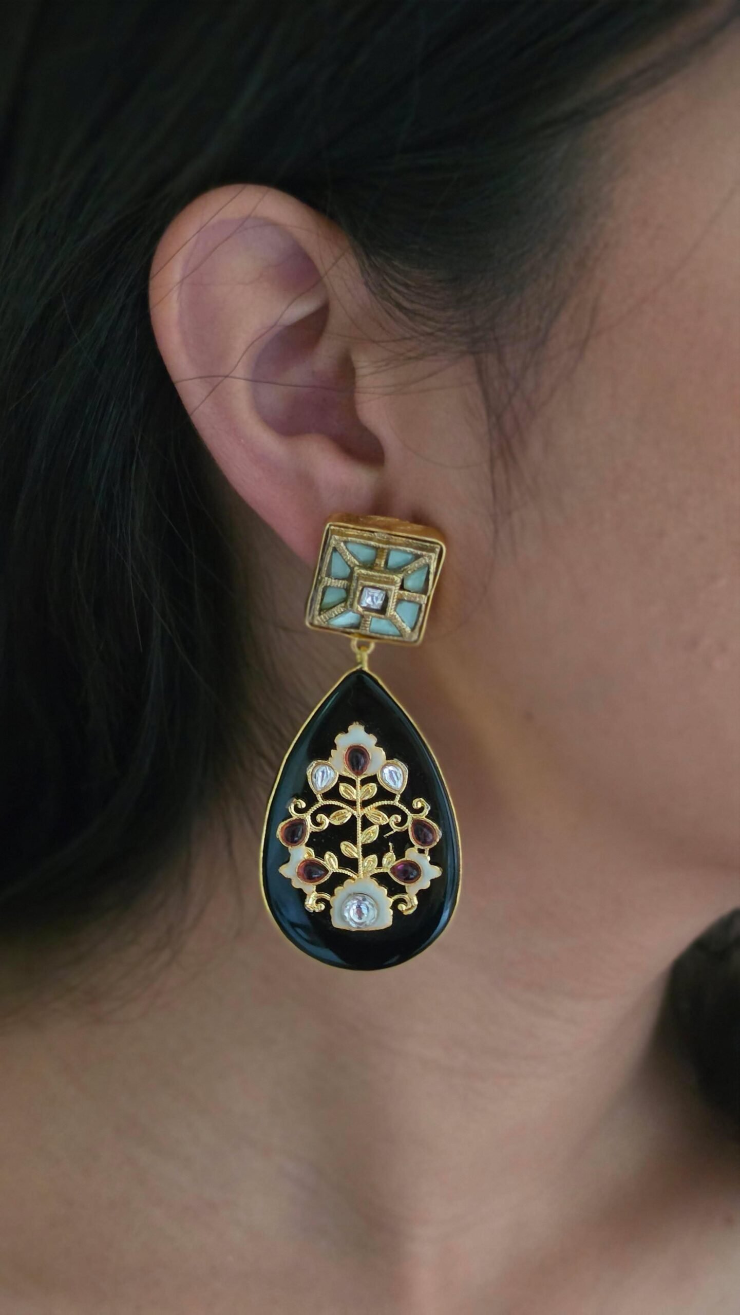 Ria Earrings Thumbnail