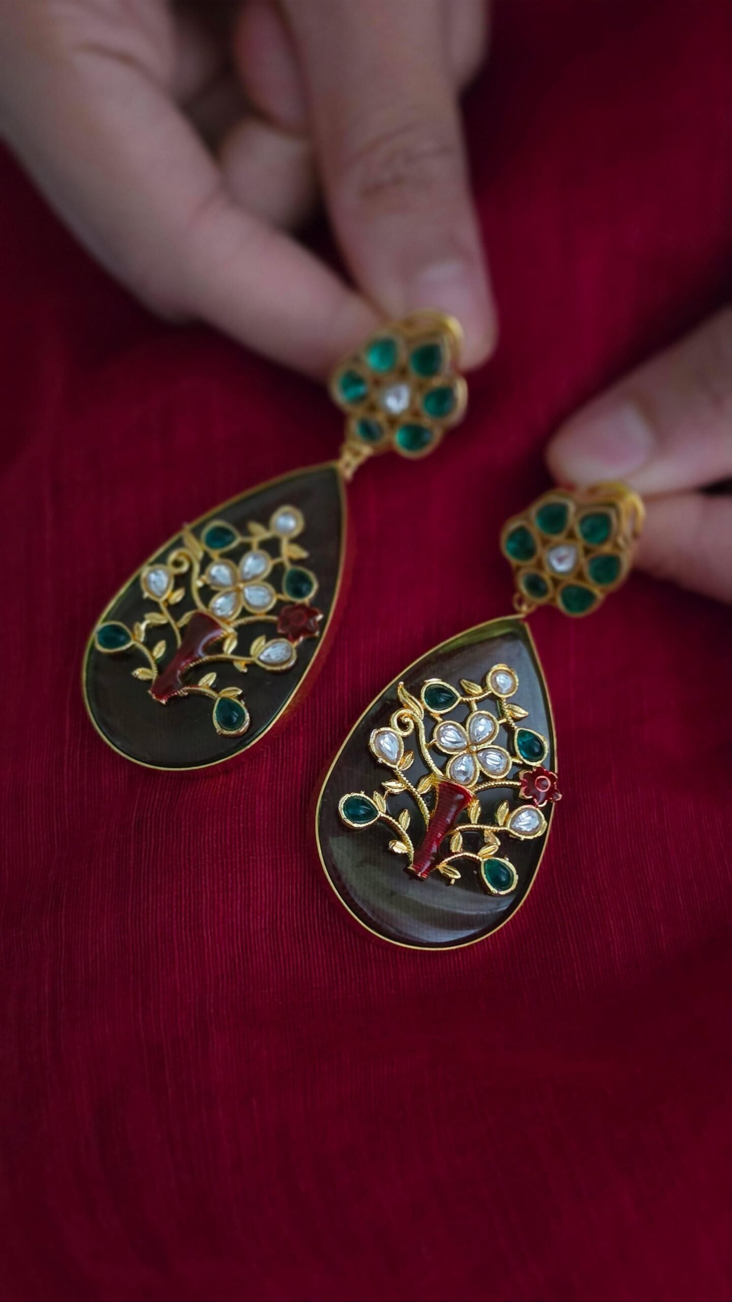 Ria Earrings Thumbnail
