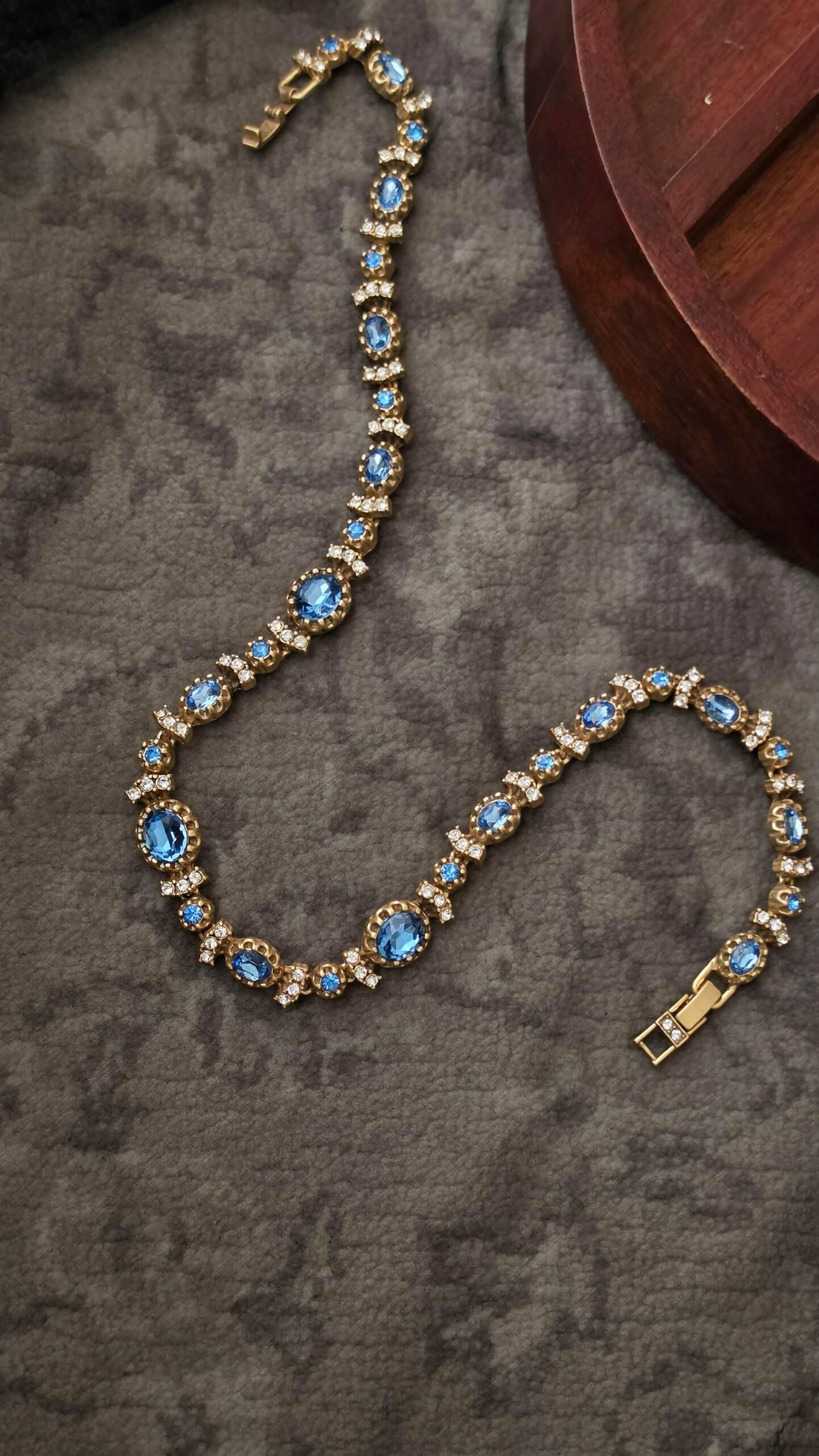 Luna Necklace Thumbnail